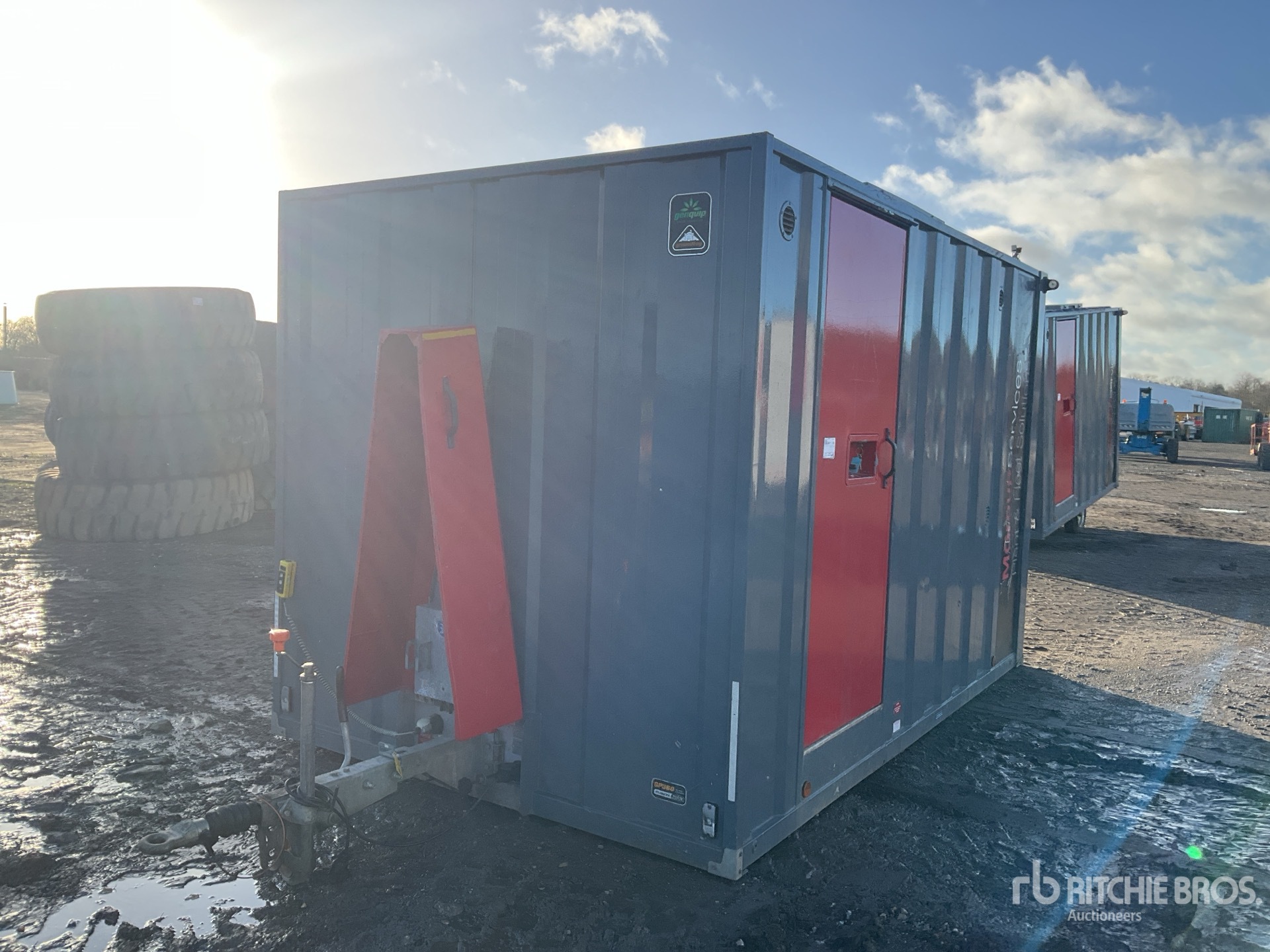 Aspect général with Image, coin avant gauche