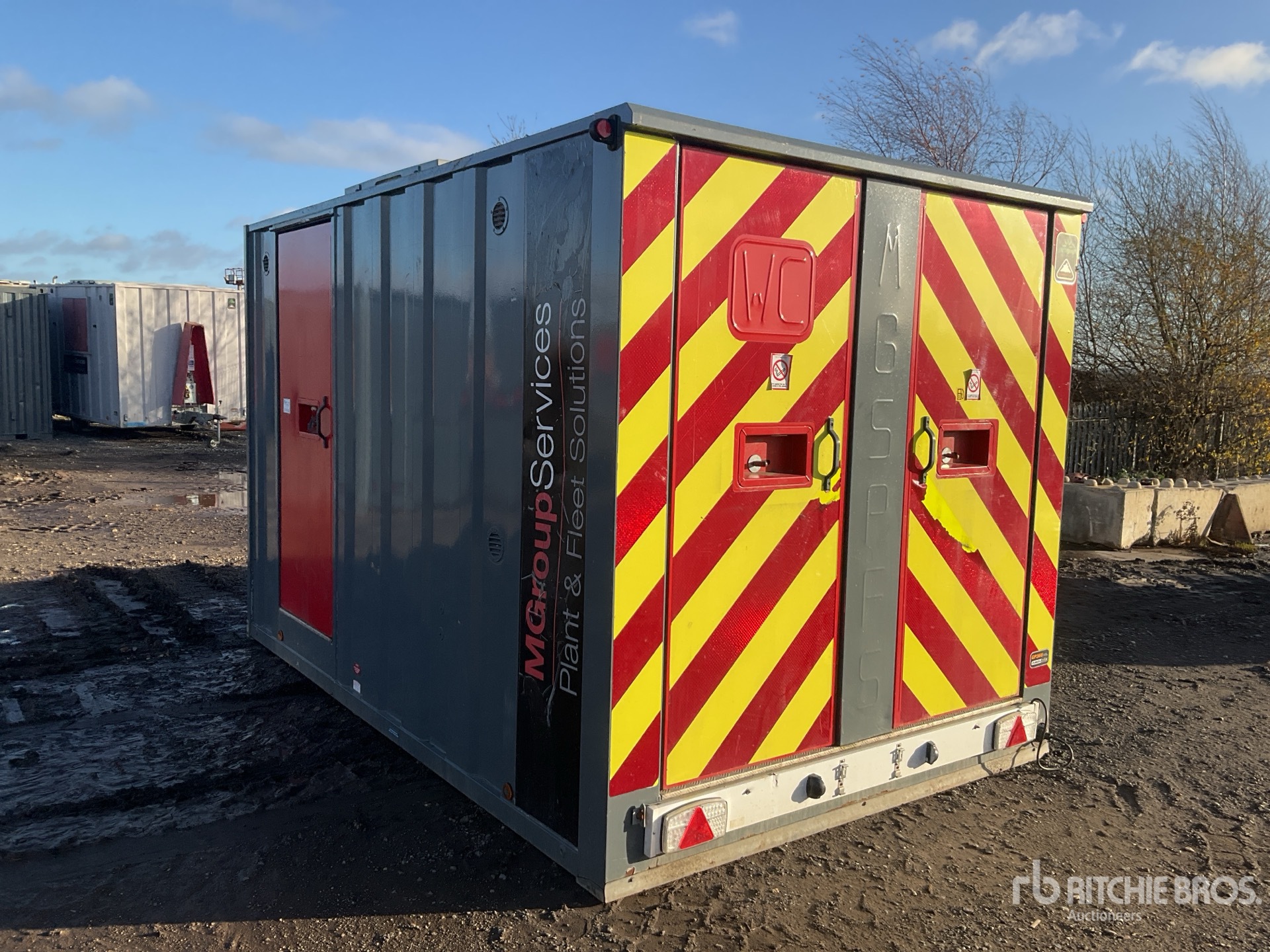 Aspect général with Image, coin arrière gauche