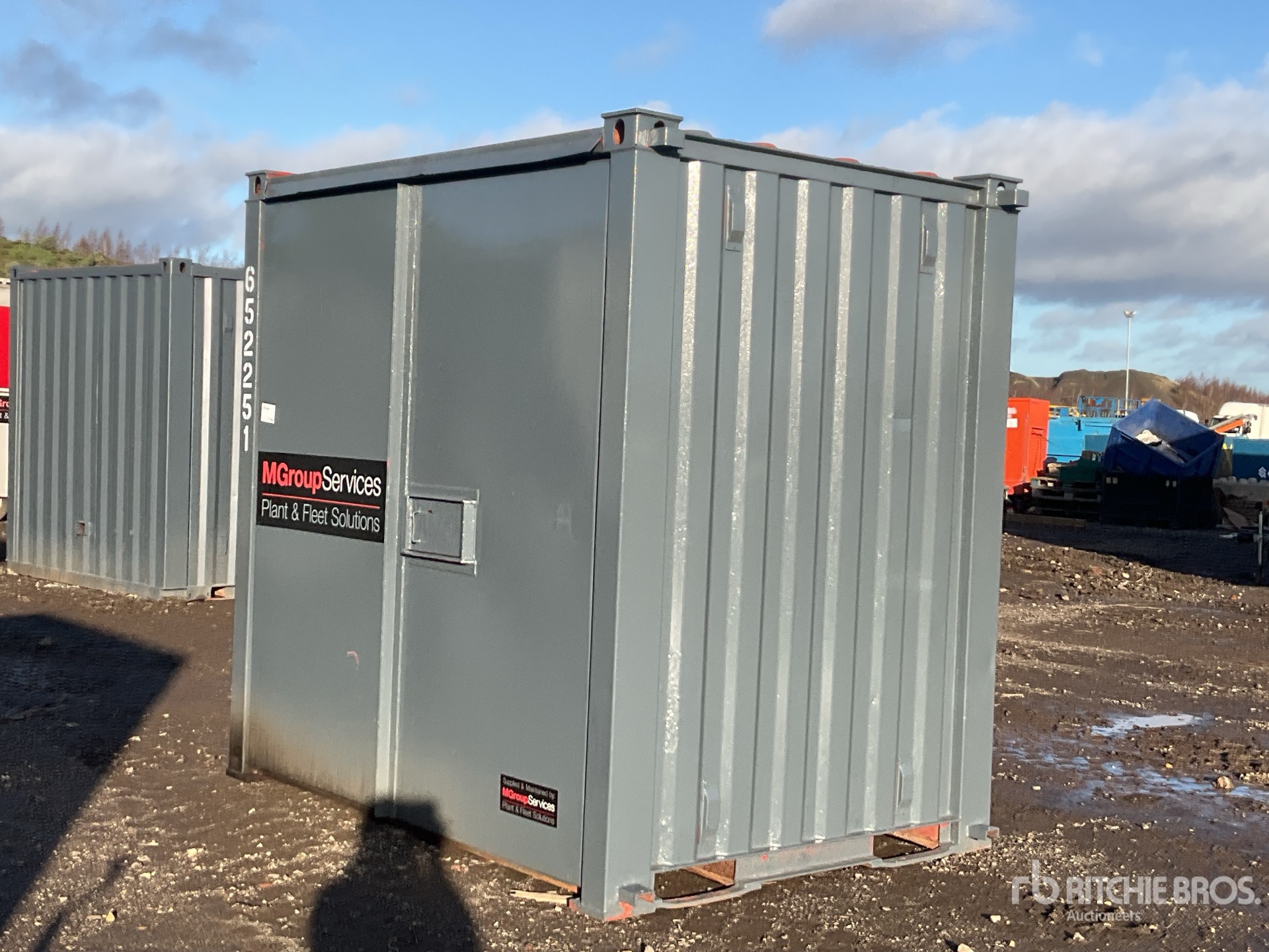 General Appearance with Picture, Left Front Corner