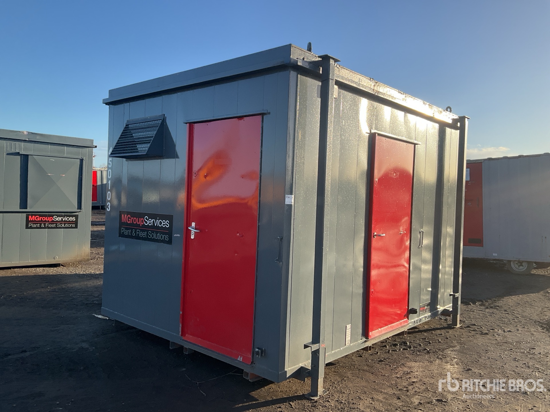 General Appearance with Picture, Right Front Corner