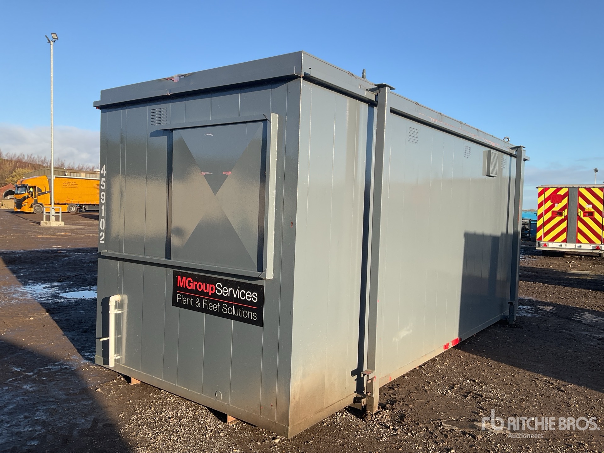 General Appearance with Picture, Left Rear Corner