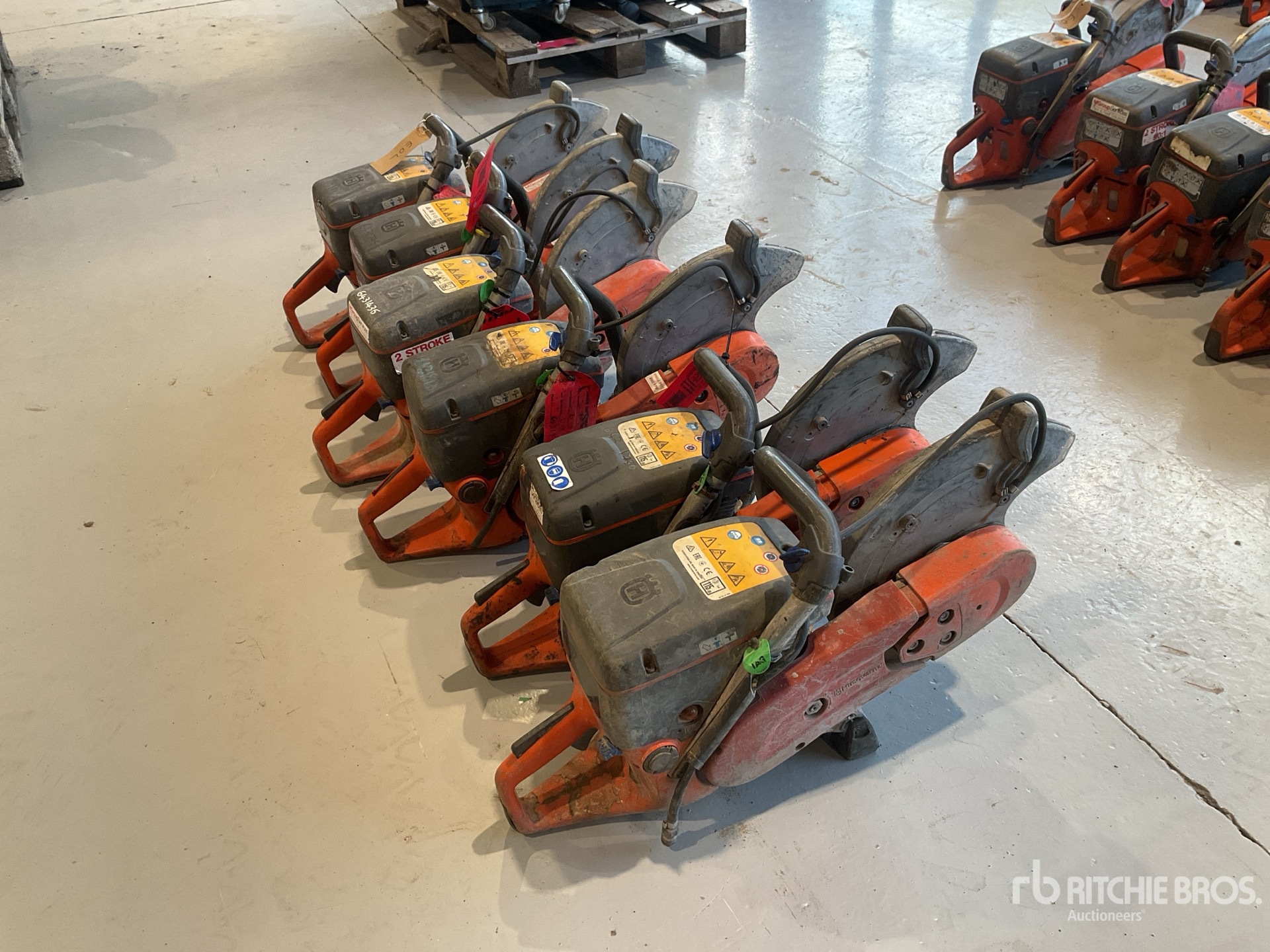 General Appearance with Bild, Ecke hinten rechts