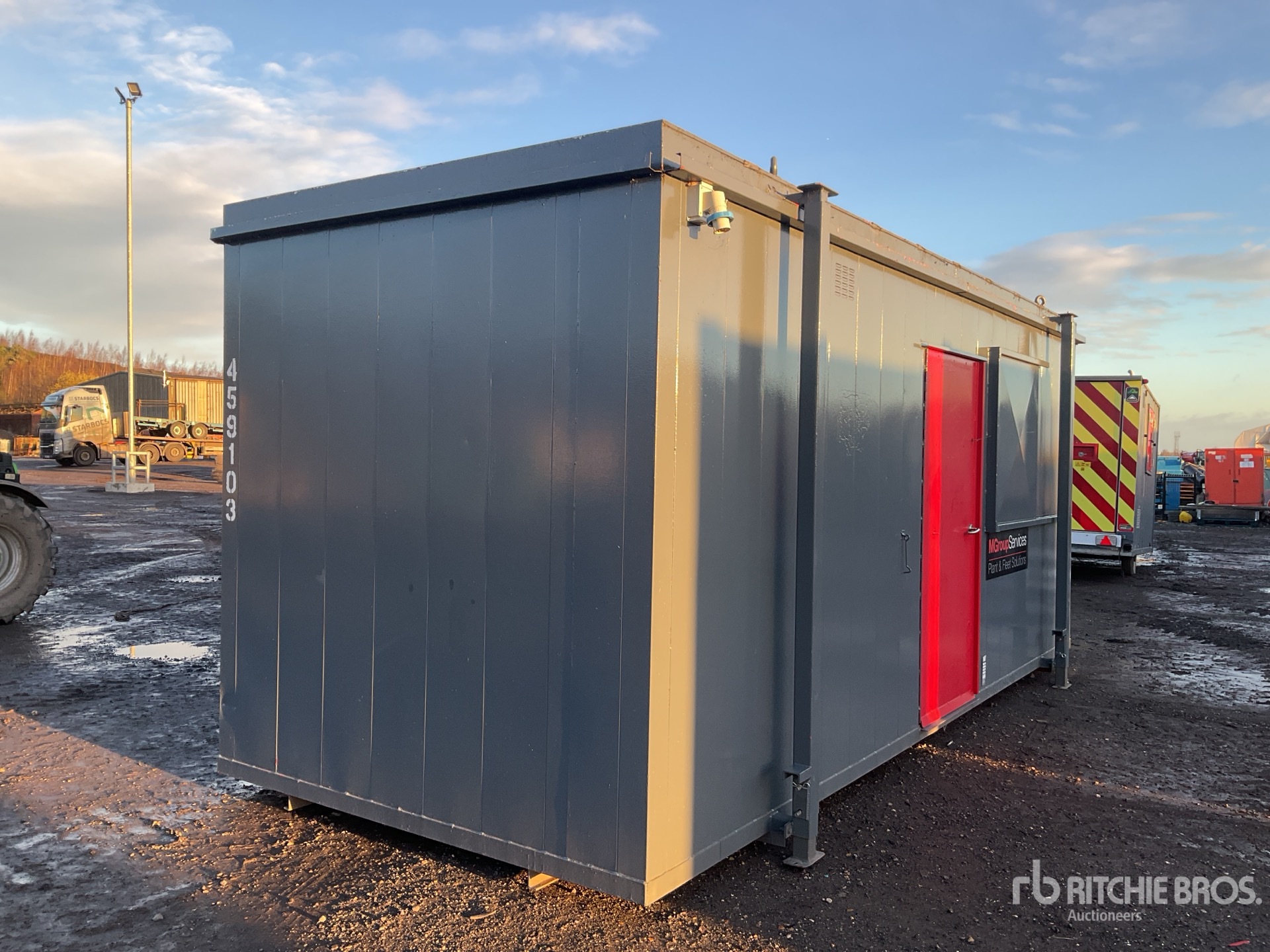 General Appearance with Picture, Right Front Corner