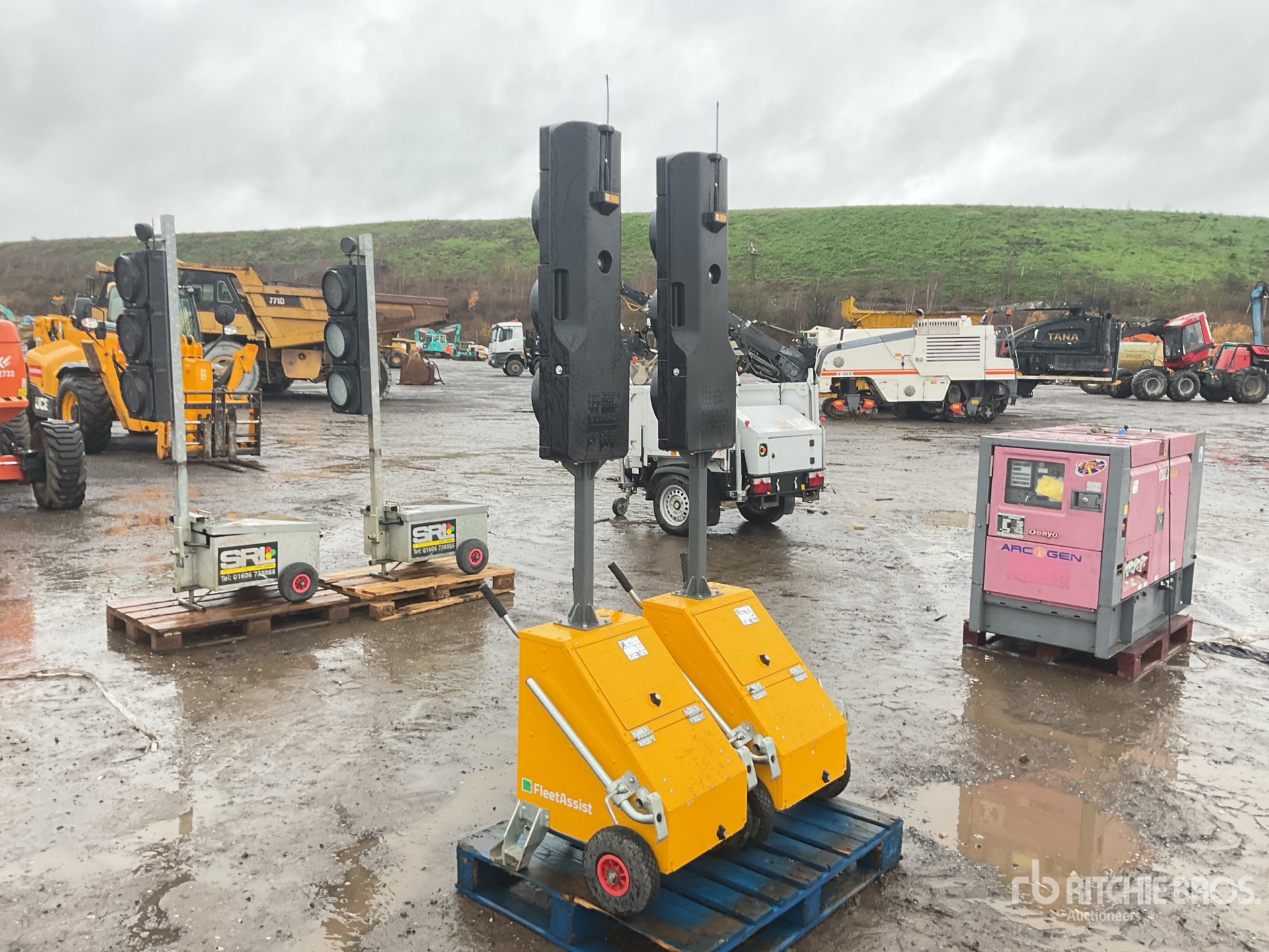 General Appearance with Picture, Right Front Corner