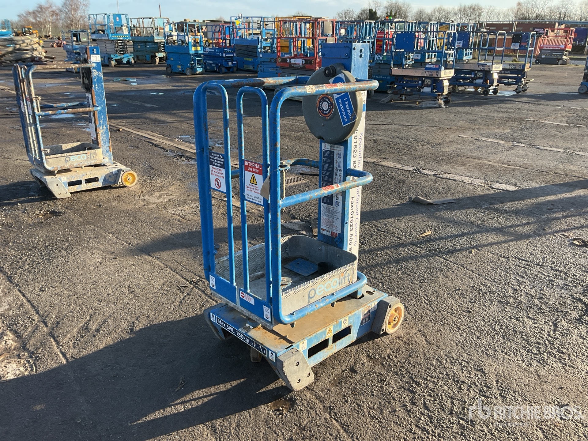 General Appearance with Picture, Left Front Corner