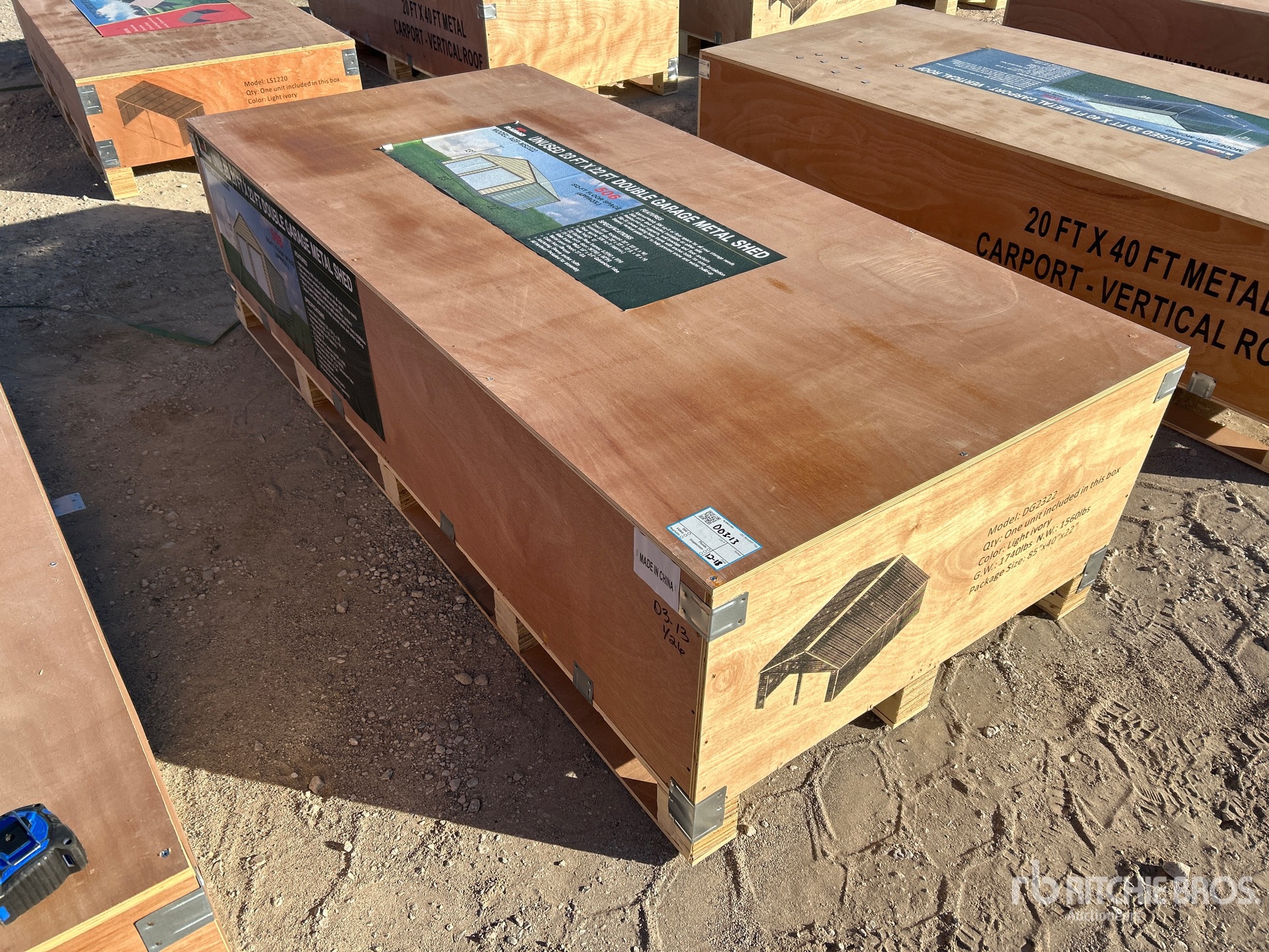 General Appearance with Picture, Left Front Corner