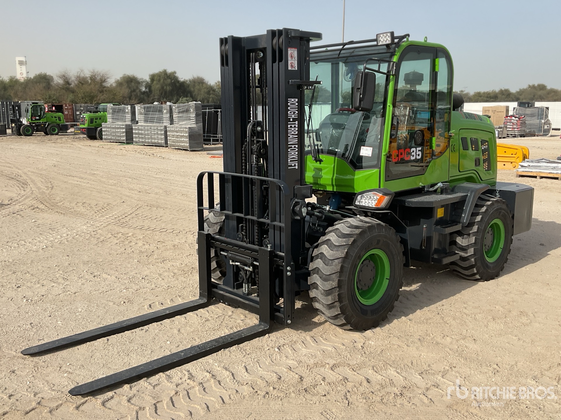 General Appearance with Picture, Left Front Corner