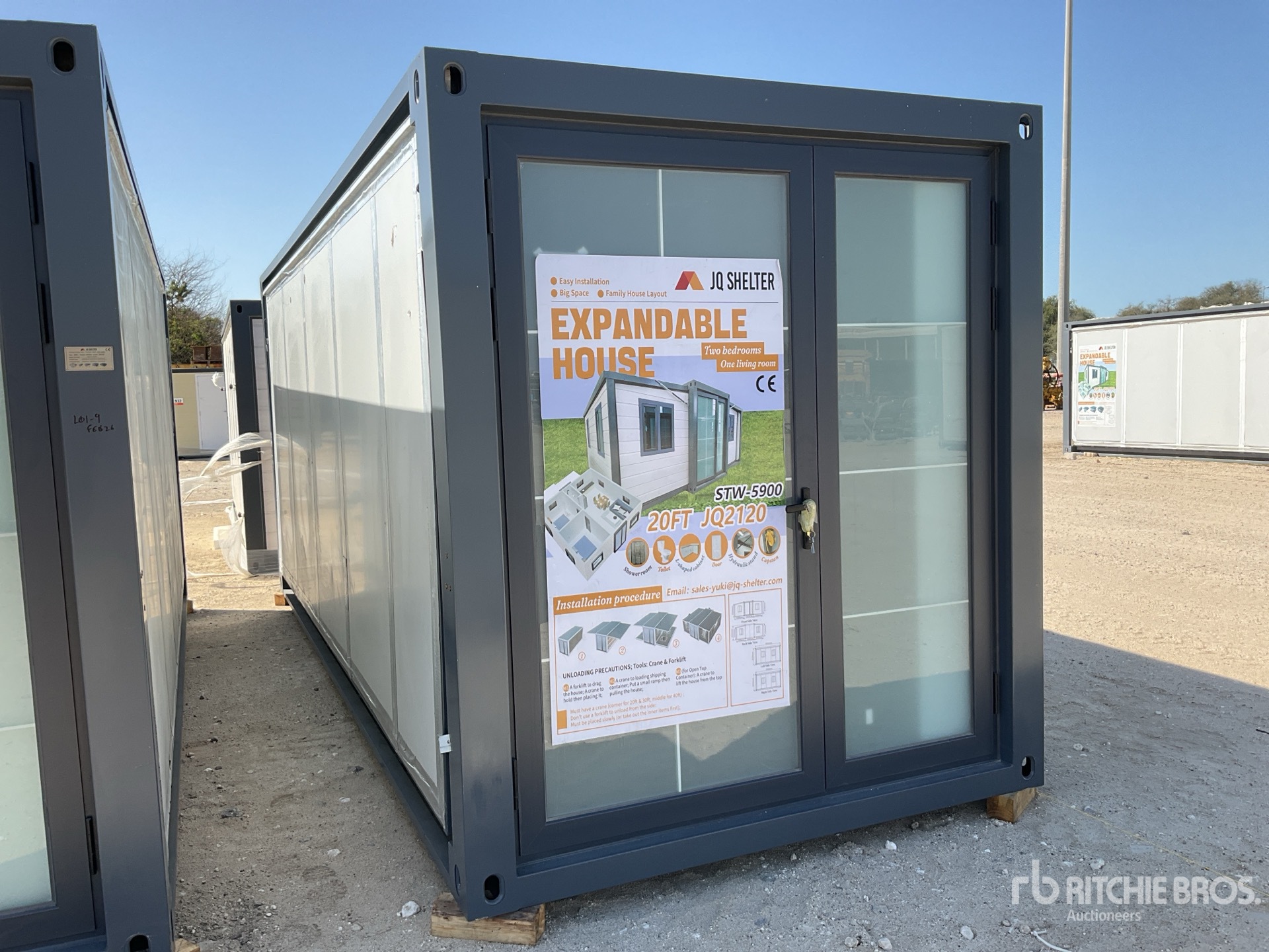 General Appearance with Picture, Right Front Corner