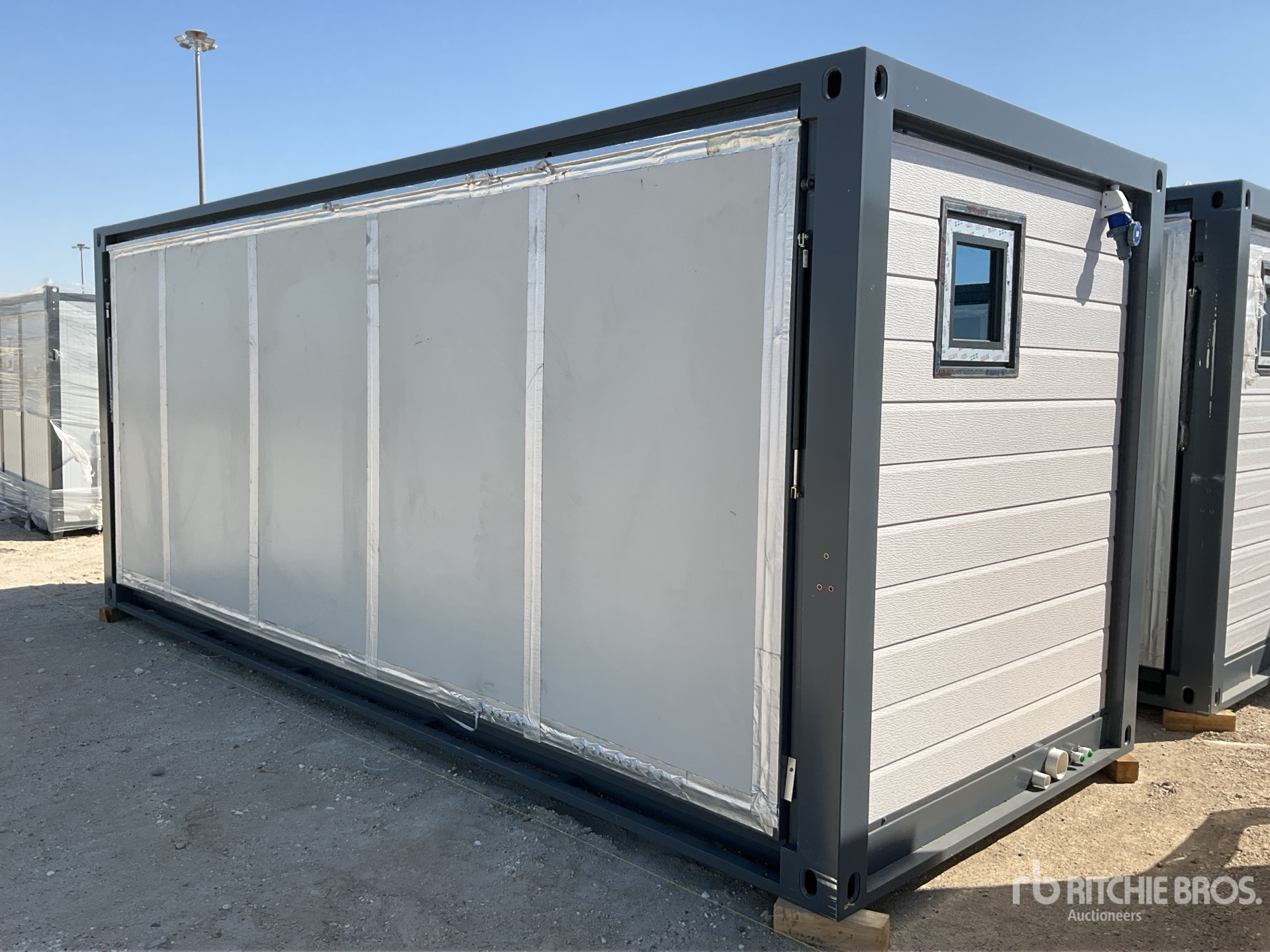 General Appearance with Picture, Left Rear Corner