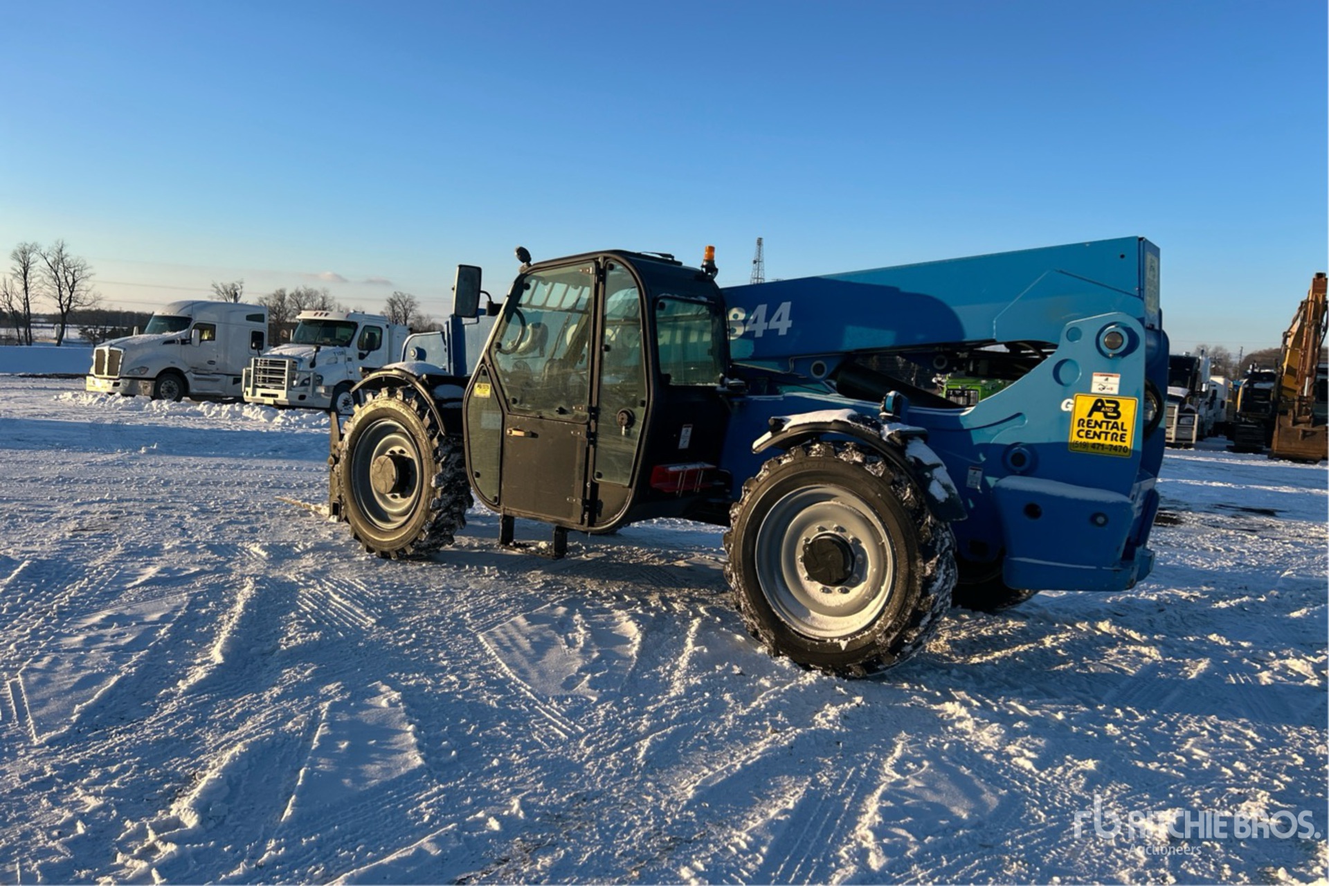 General Appearance with Picture, Left Rear Corner