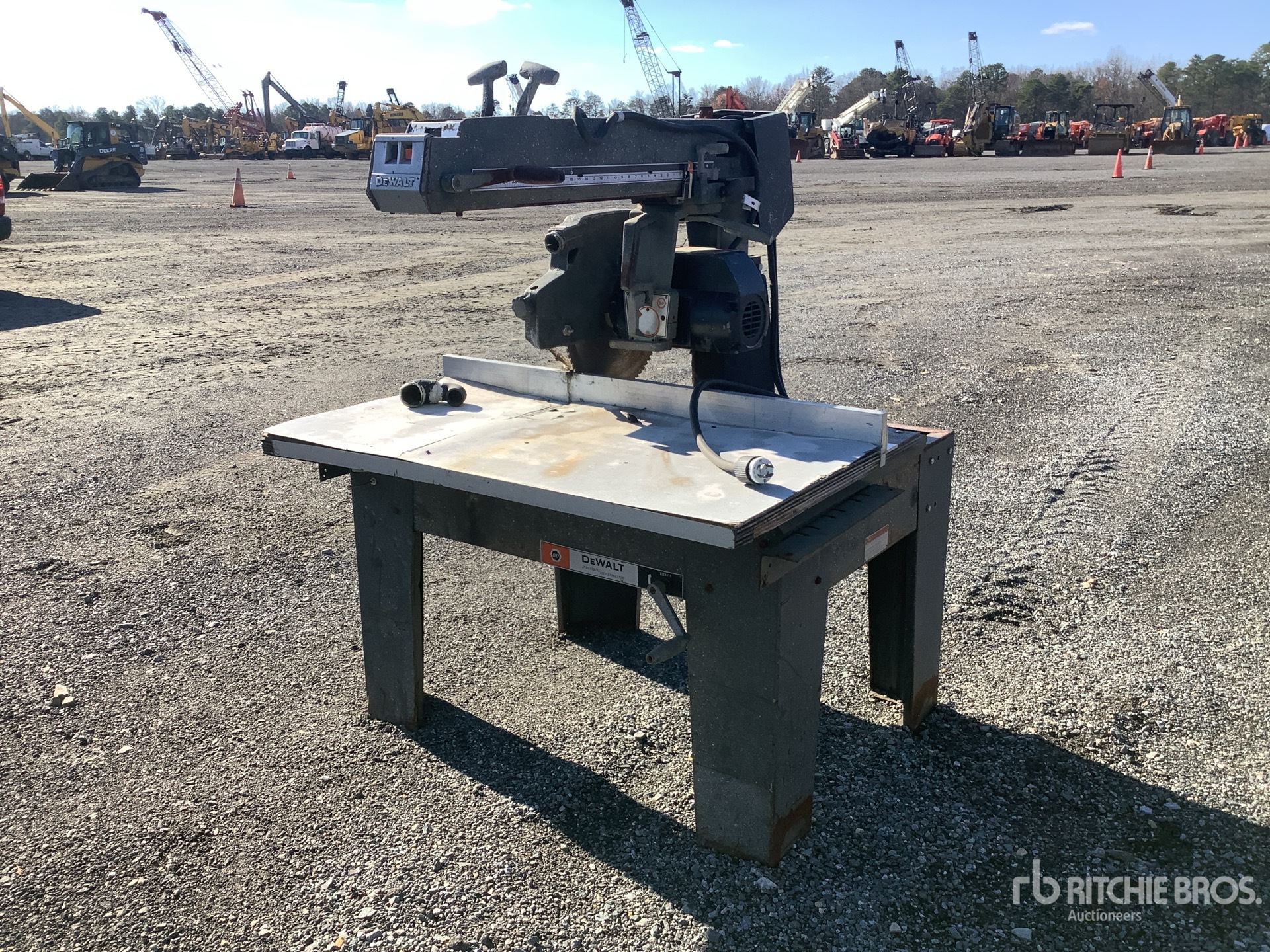 General Appearance with Imagen: esquina trasera izquierda