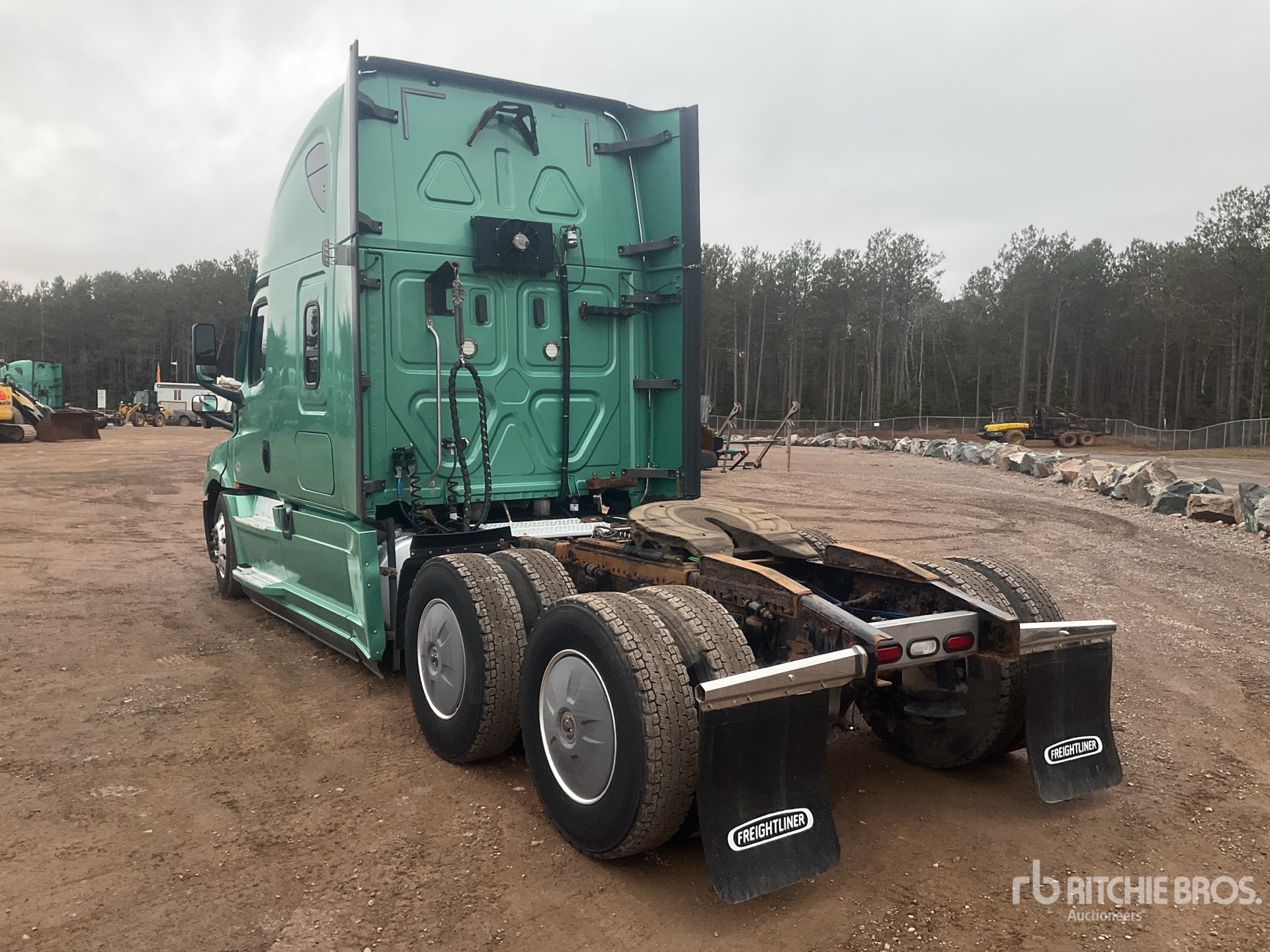 Aspect général with Image, coin arrière gauche