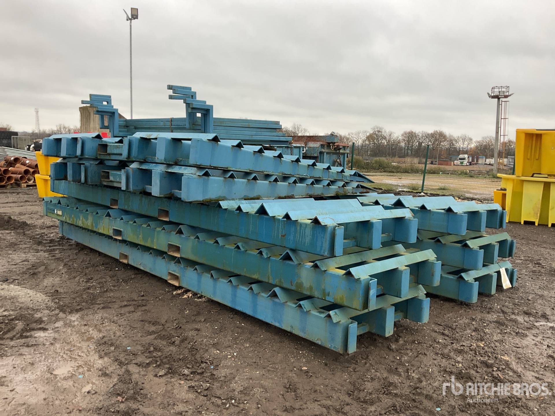 Aspect général with Image, coin avant gauche