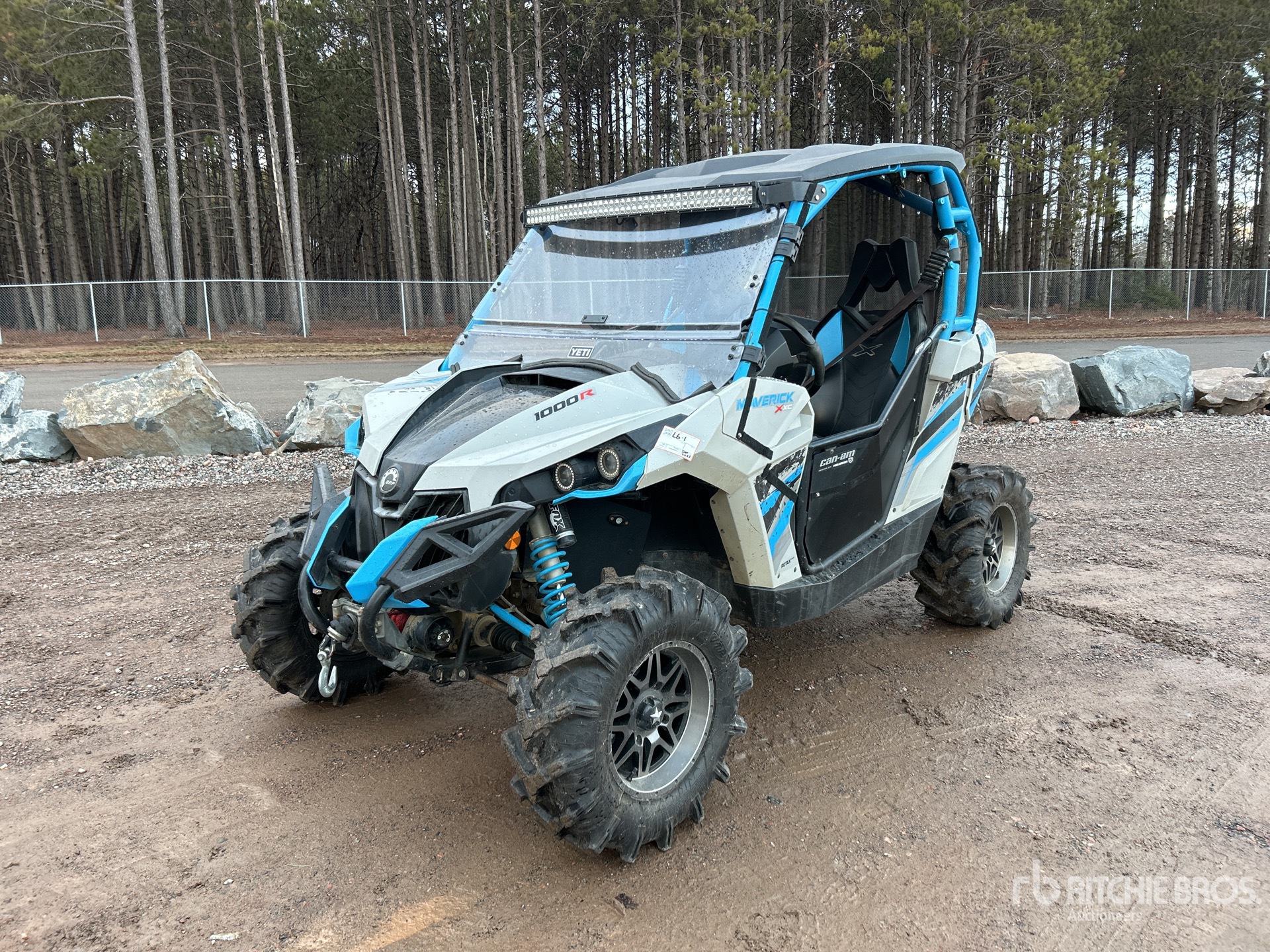 General Appearance with Picture, Left Front Corner