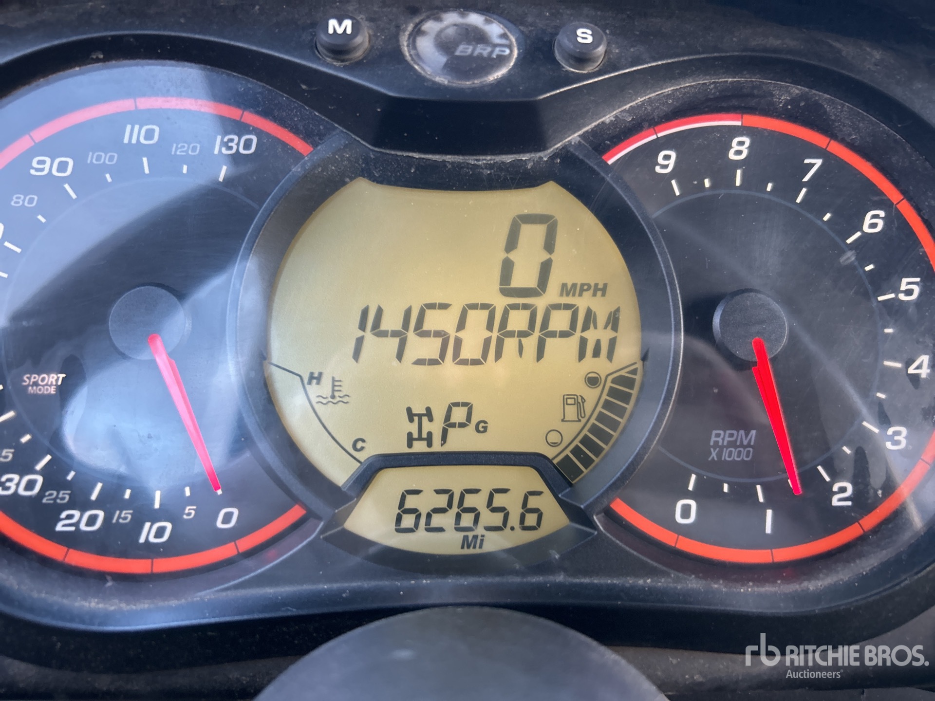 General Appearance with Hour Meter / Odometer