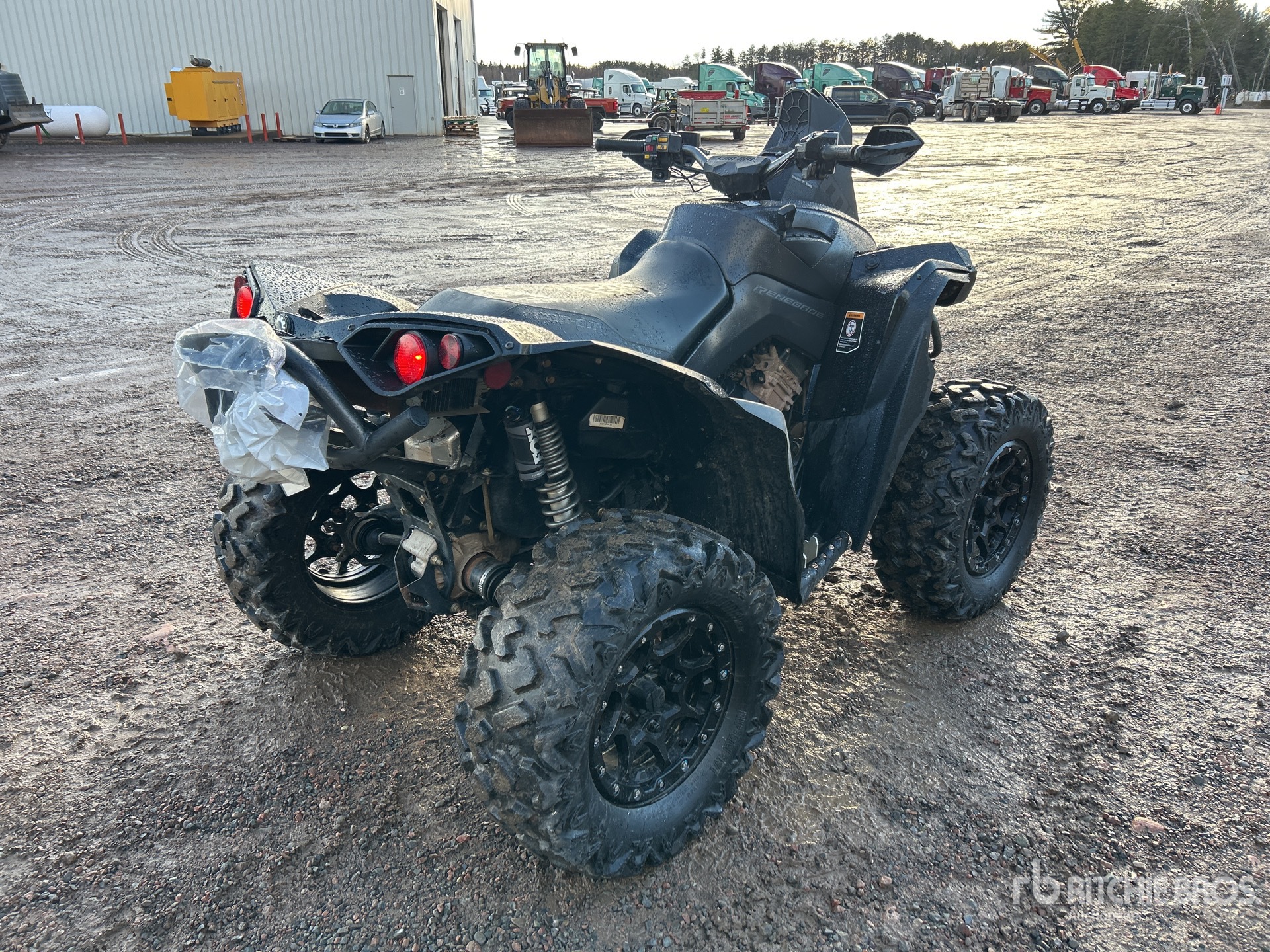 General Appearance with Picture, Right Rear Corner