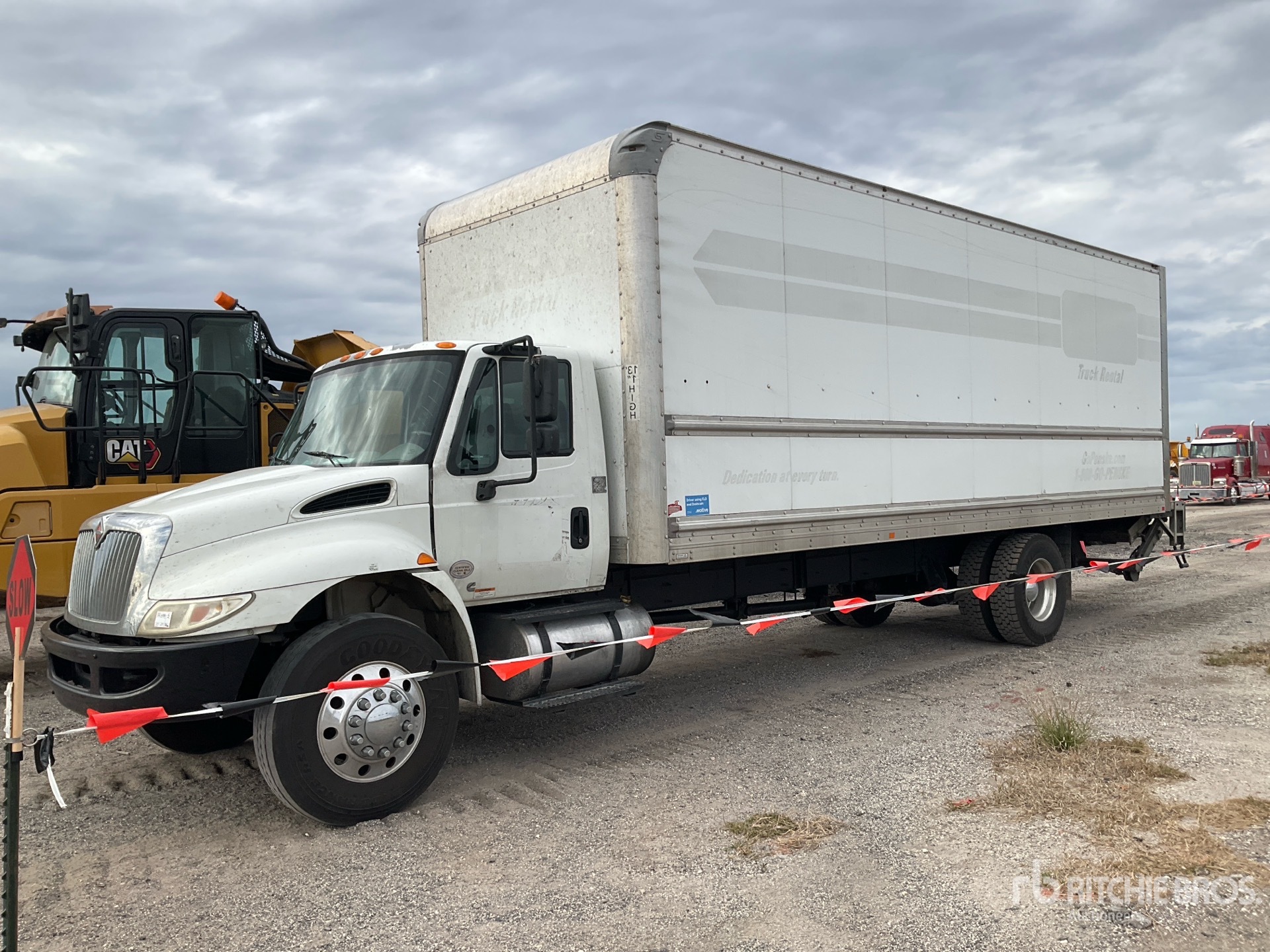 Aspect général with Image, coin avant gauche