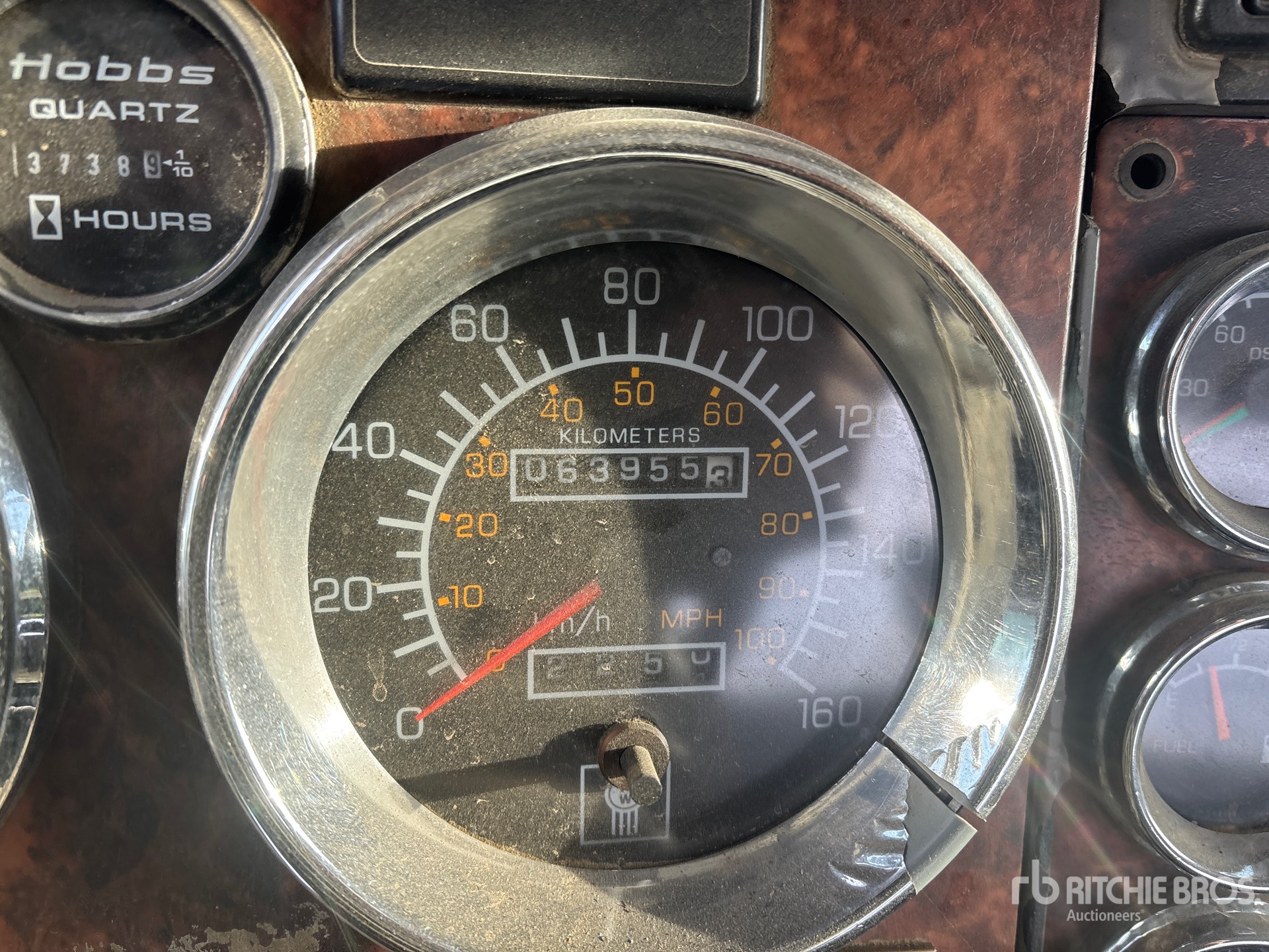 General Appearance with Hour Meter / Odometer