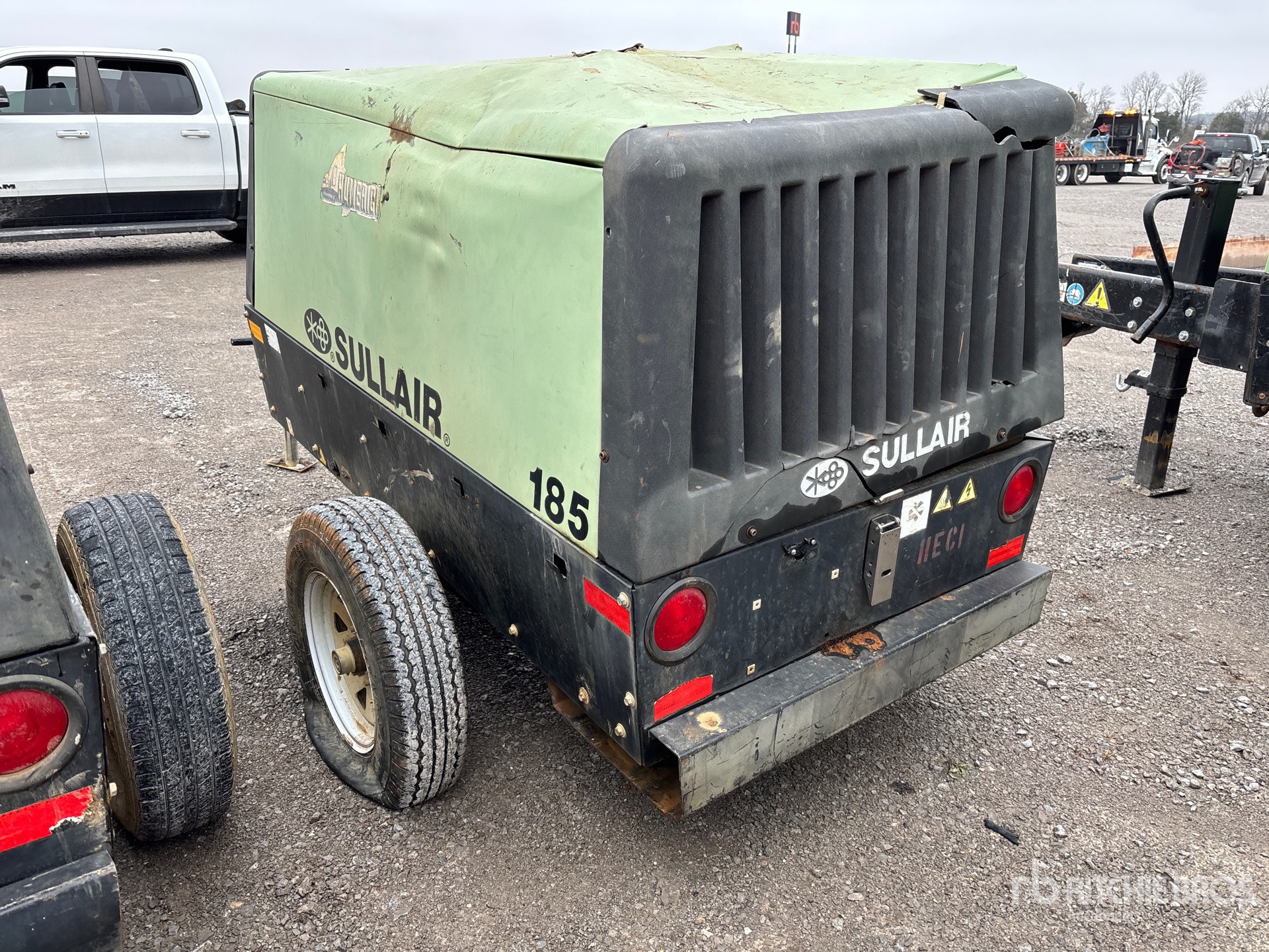 General Appearance with Imagen: esquina trasera izquierda