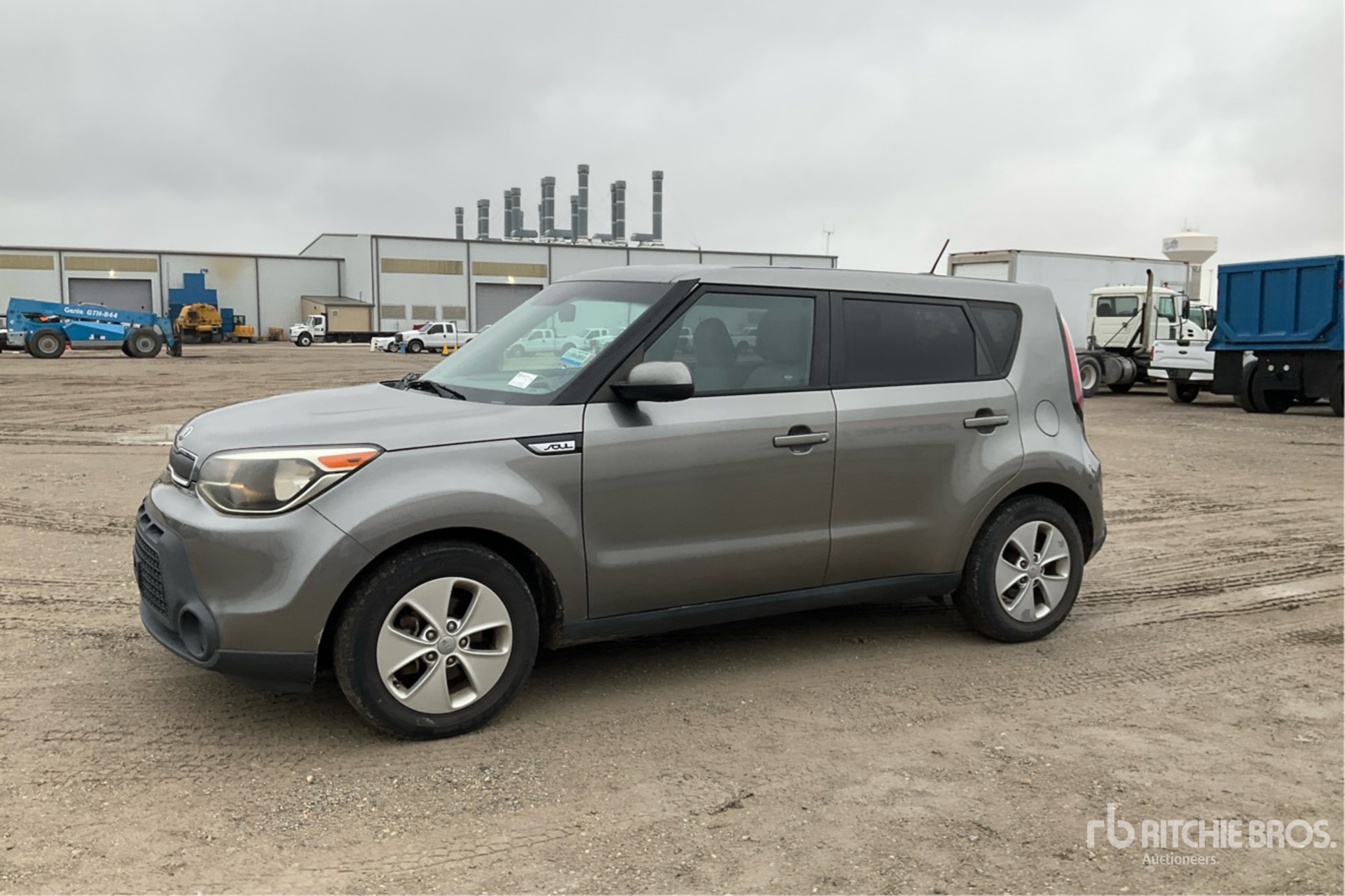 General Appearance with Picture, Left Front Corner