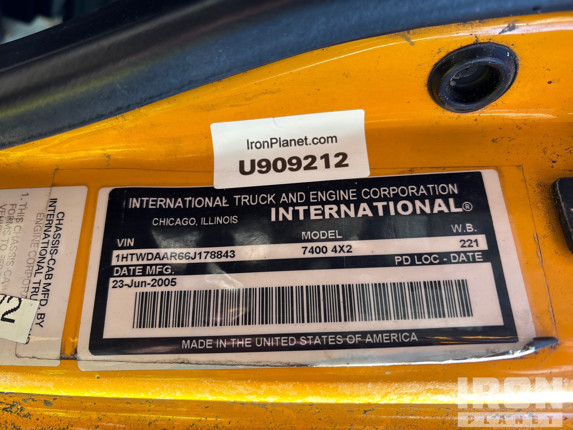 General Appearance with Numer seryjny/numer identyfikacyjny pojazdu