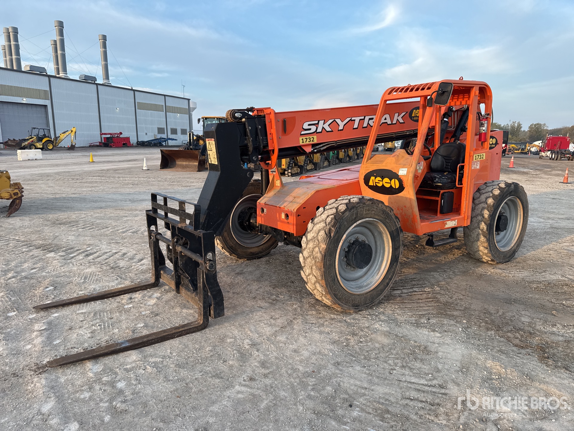 General Appearance with Featured Photo