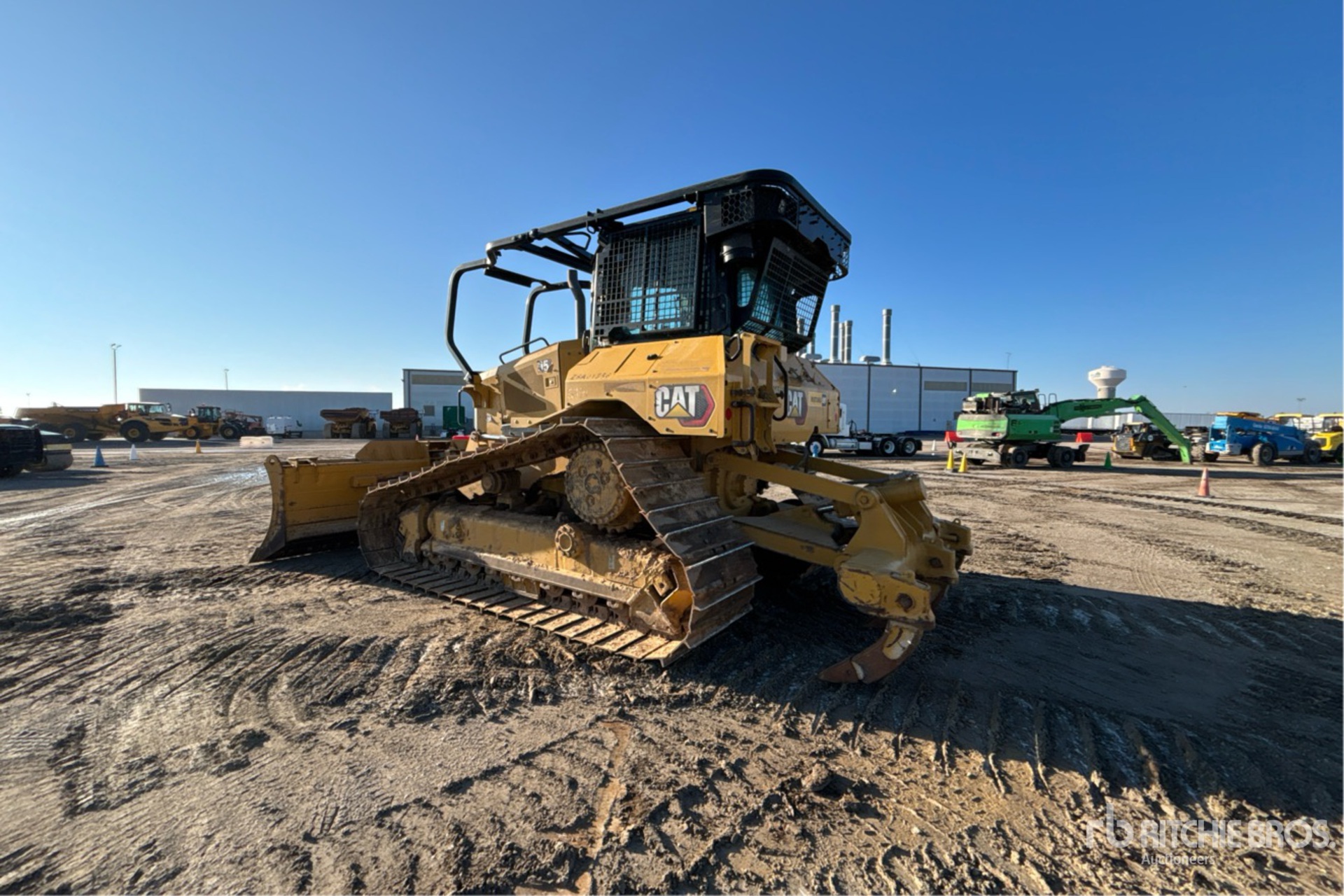 General Appearance with Foto, angolo posteriore sinistro