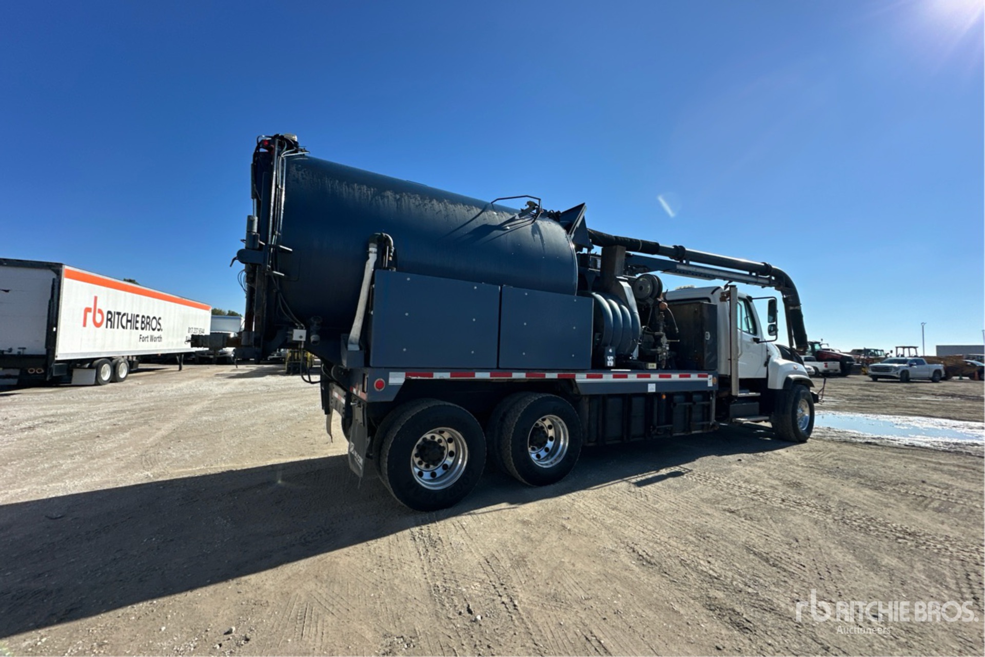 General Appearance with Imagen: esquina trasera derecha