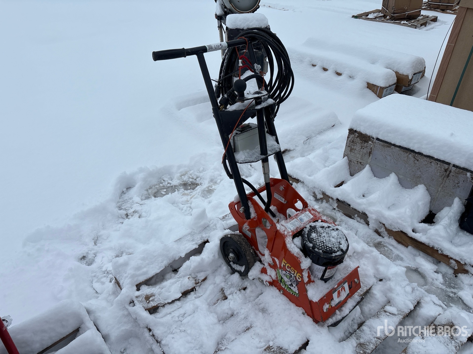 General Appearance with Picture, Right Front Corner