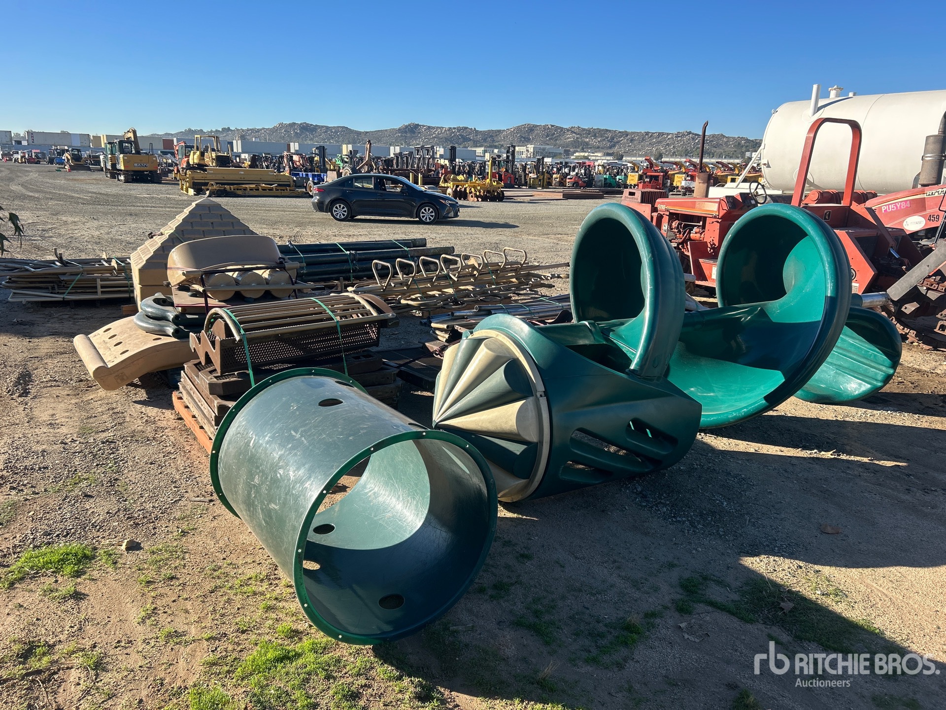 Aspect général with Image, coin arrière gauche