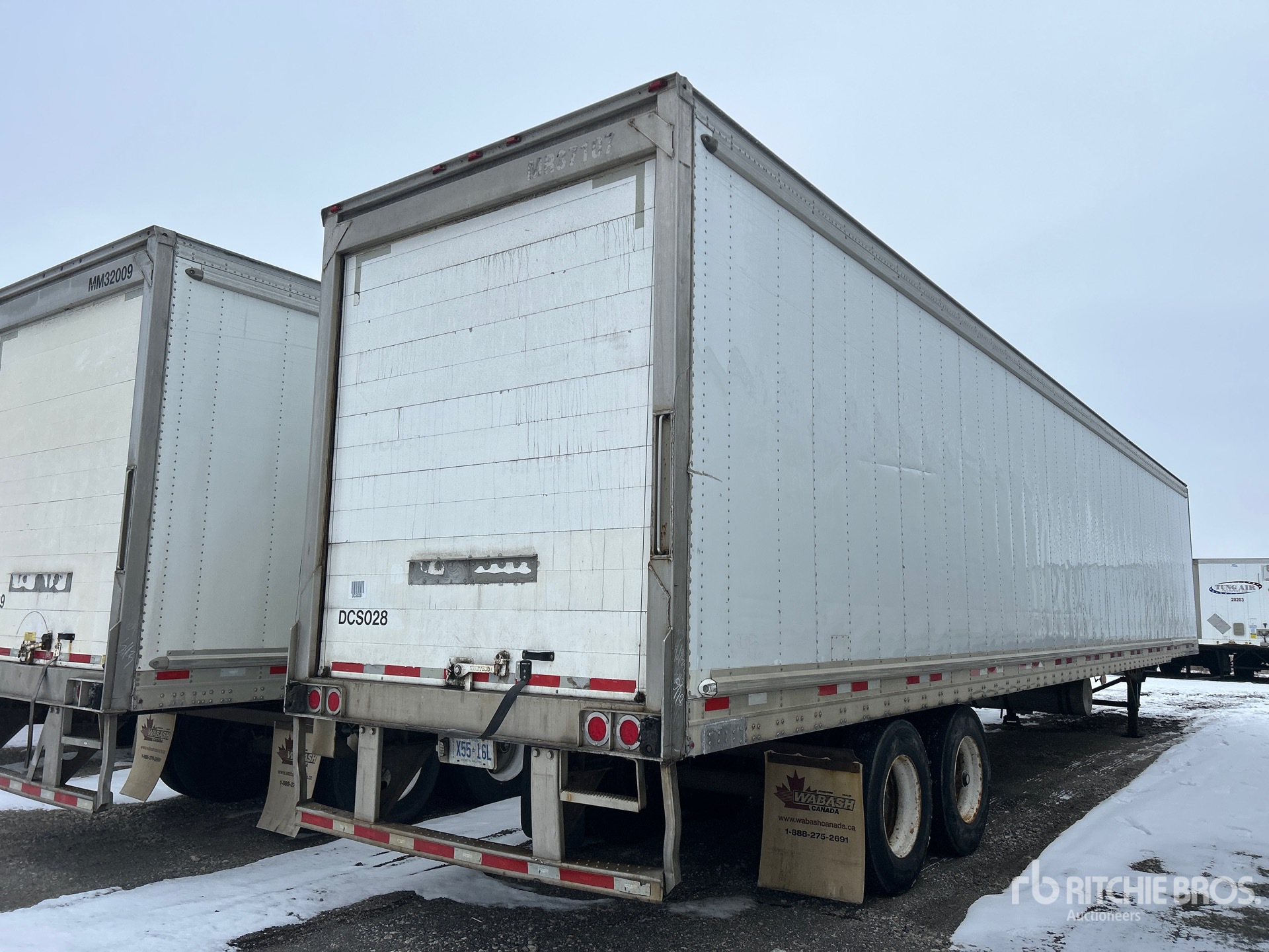 General Appearance with Foto, angolo anteriore sinistro