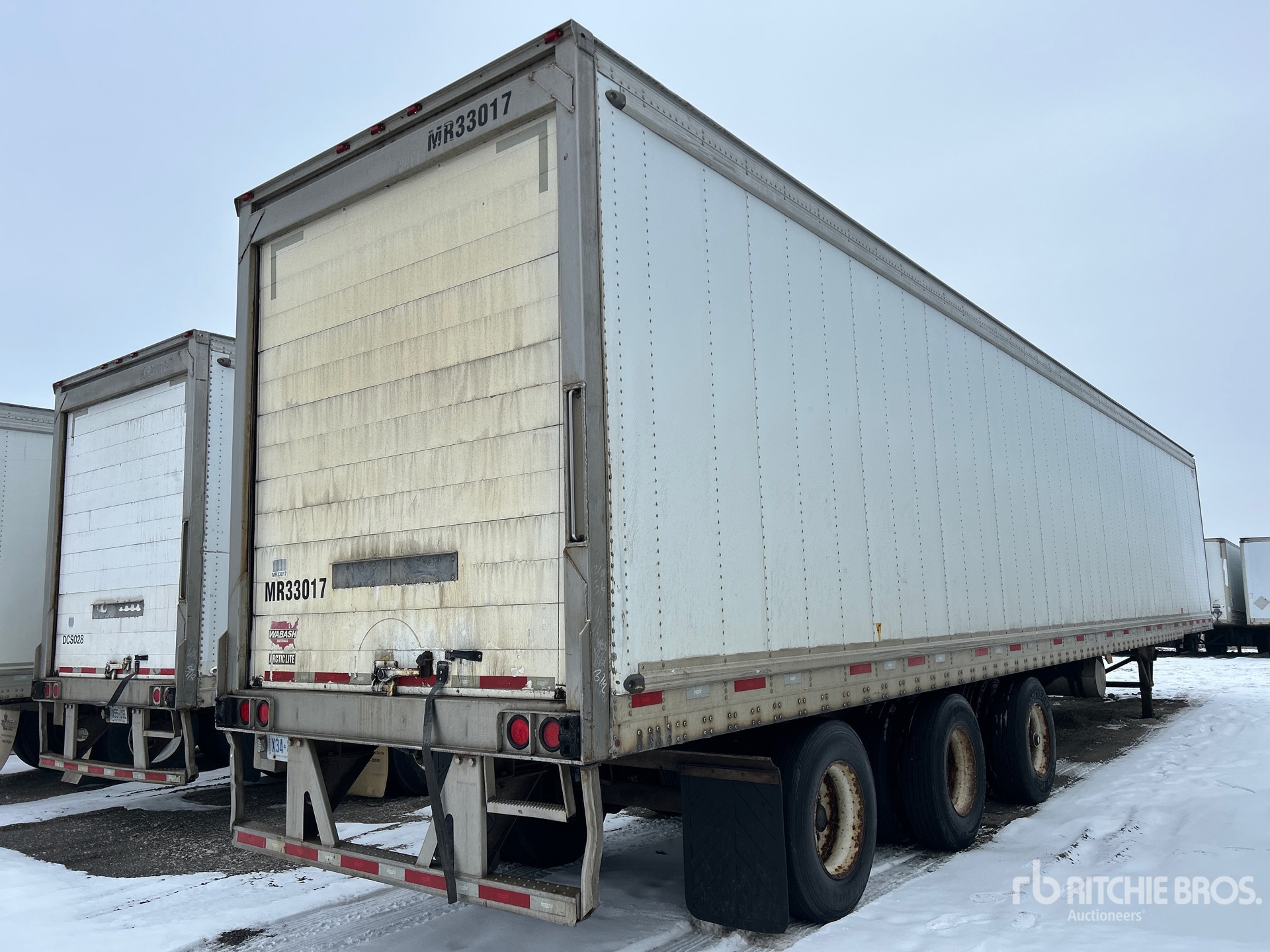 General Appearance with Foto, angolo anteriore sinistro