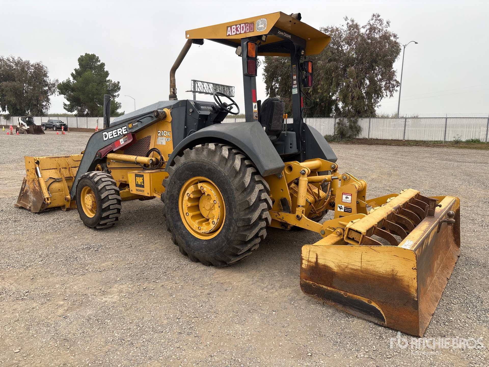 General Appearance with Picture, Left Rear Corner