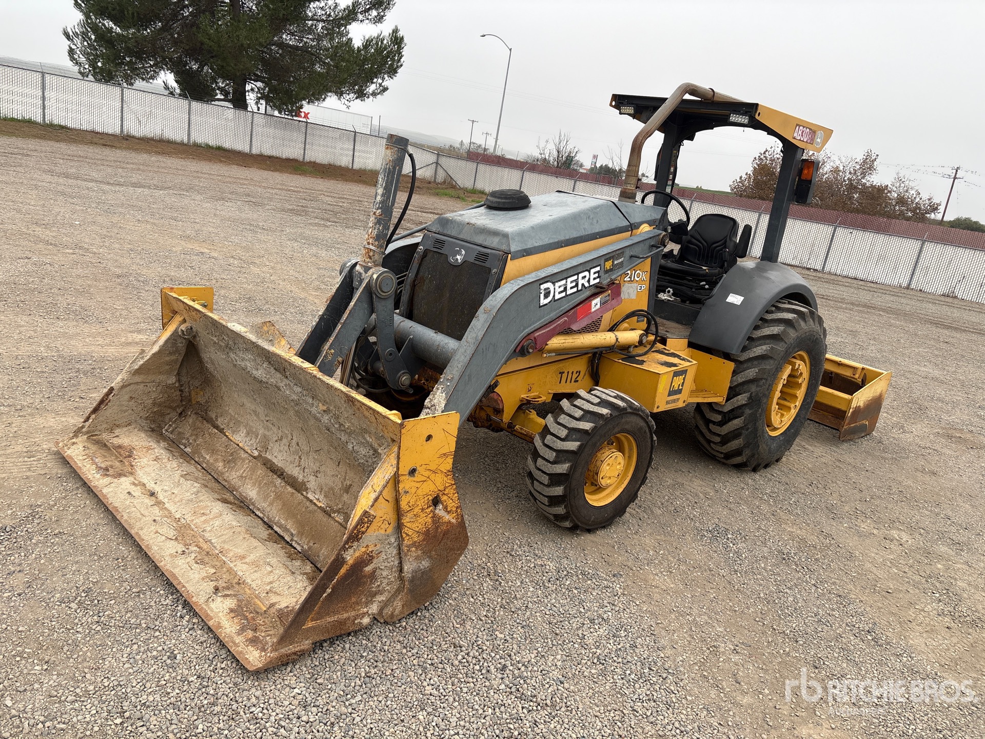 General Appearance with Featured Photo