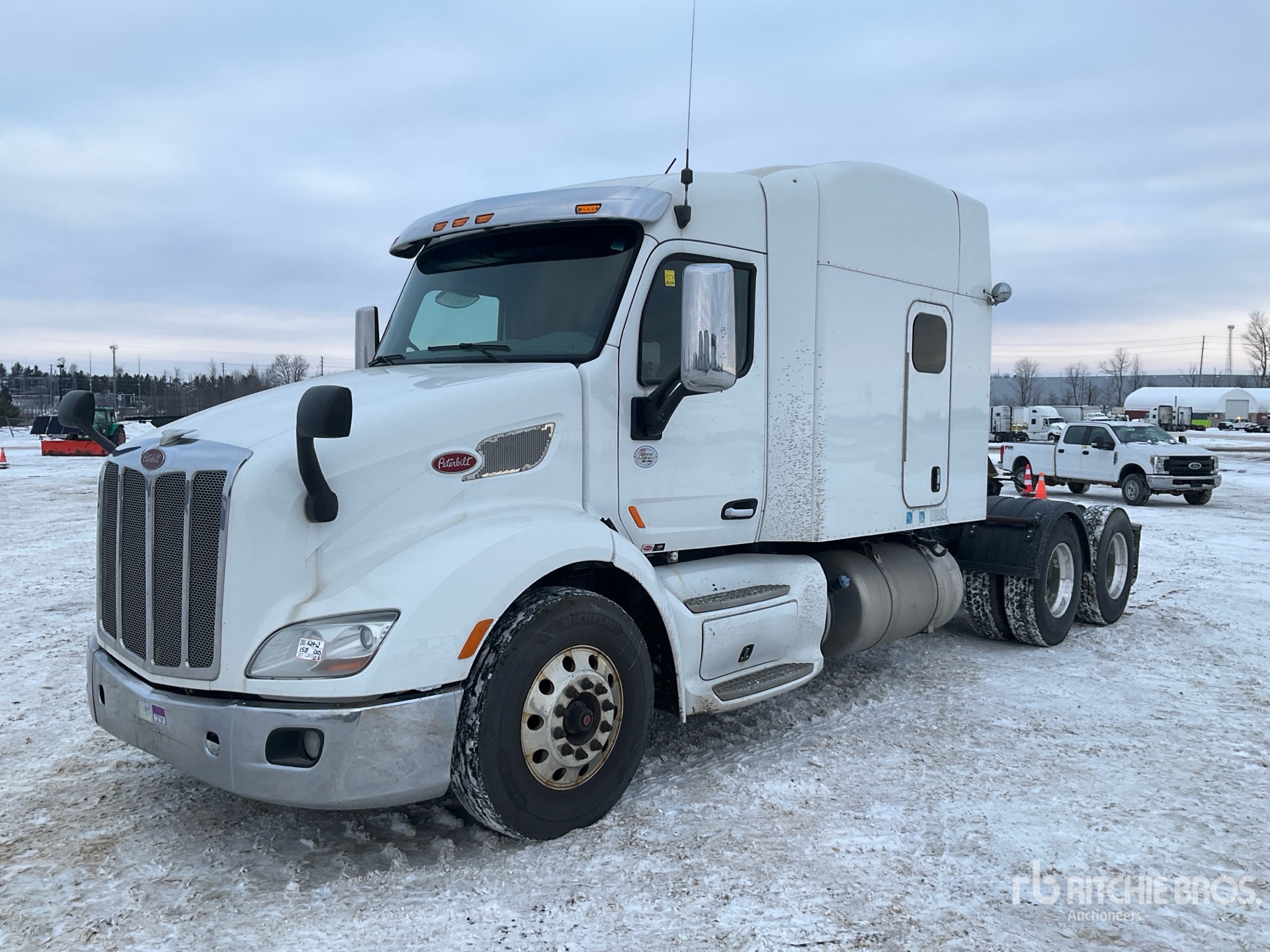 General Appearance with Picture, Left Front Corner