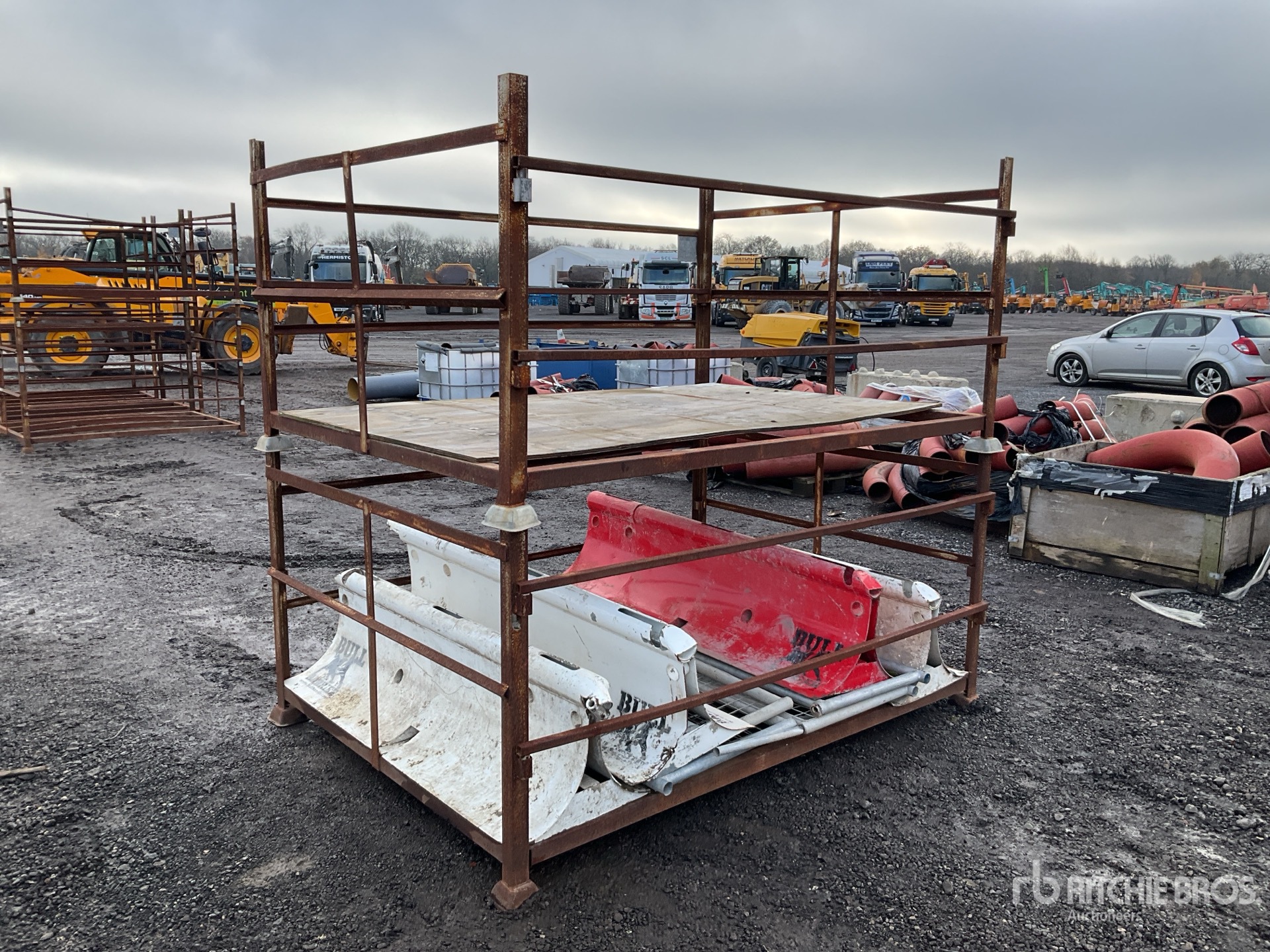 General Appearance with Picture, Right Rear Corner