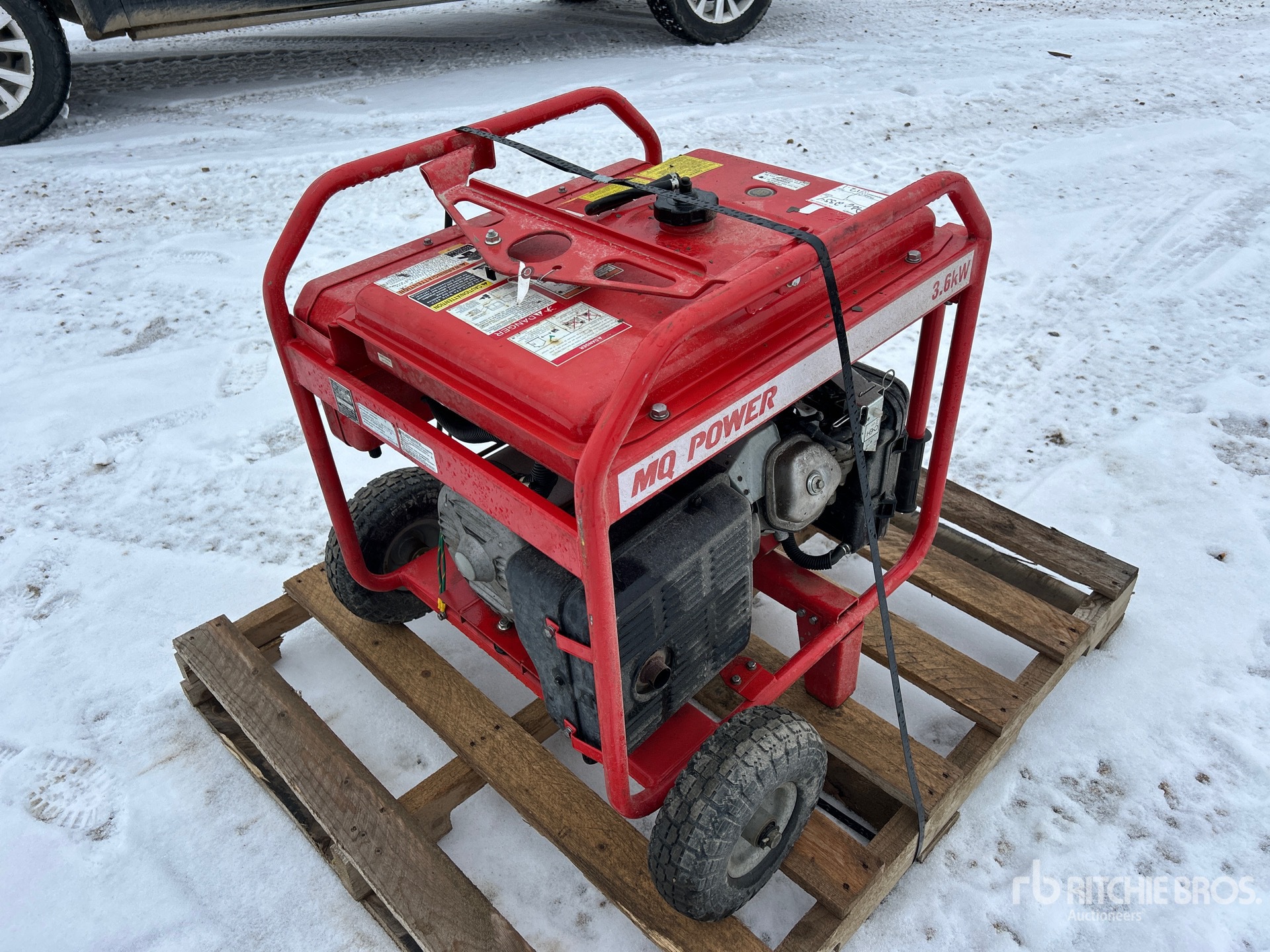 General Appearance with Picture, Right Rear Corner