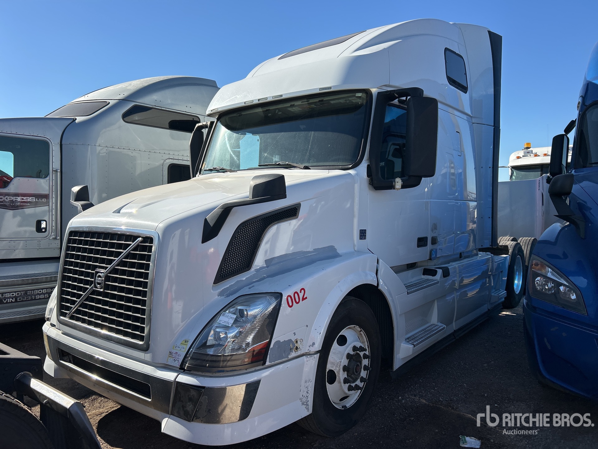 General Appearance with Picture, Left Front Corner