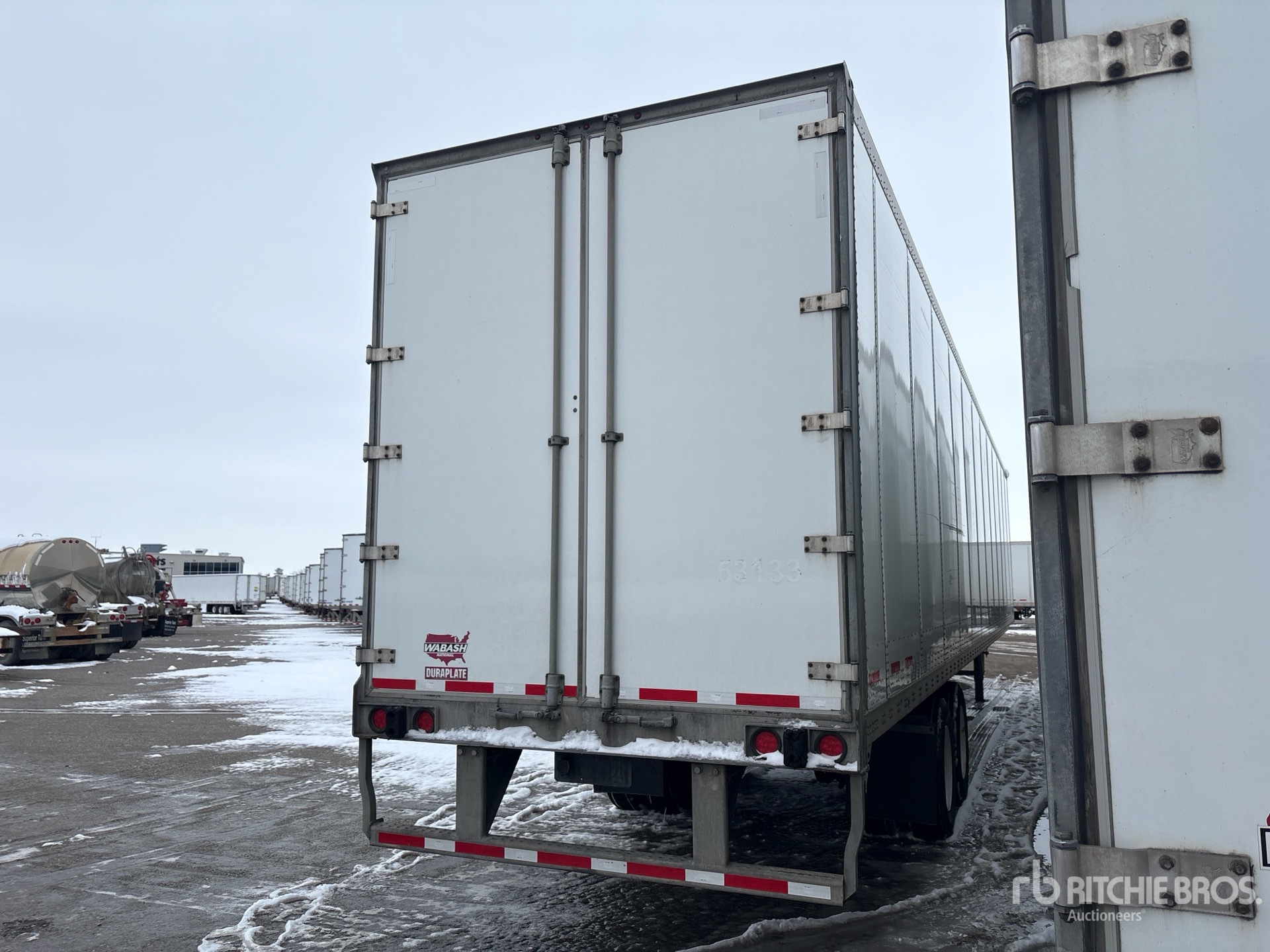 General Appearance with Imagen: esquina trasera derecha