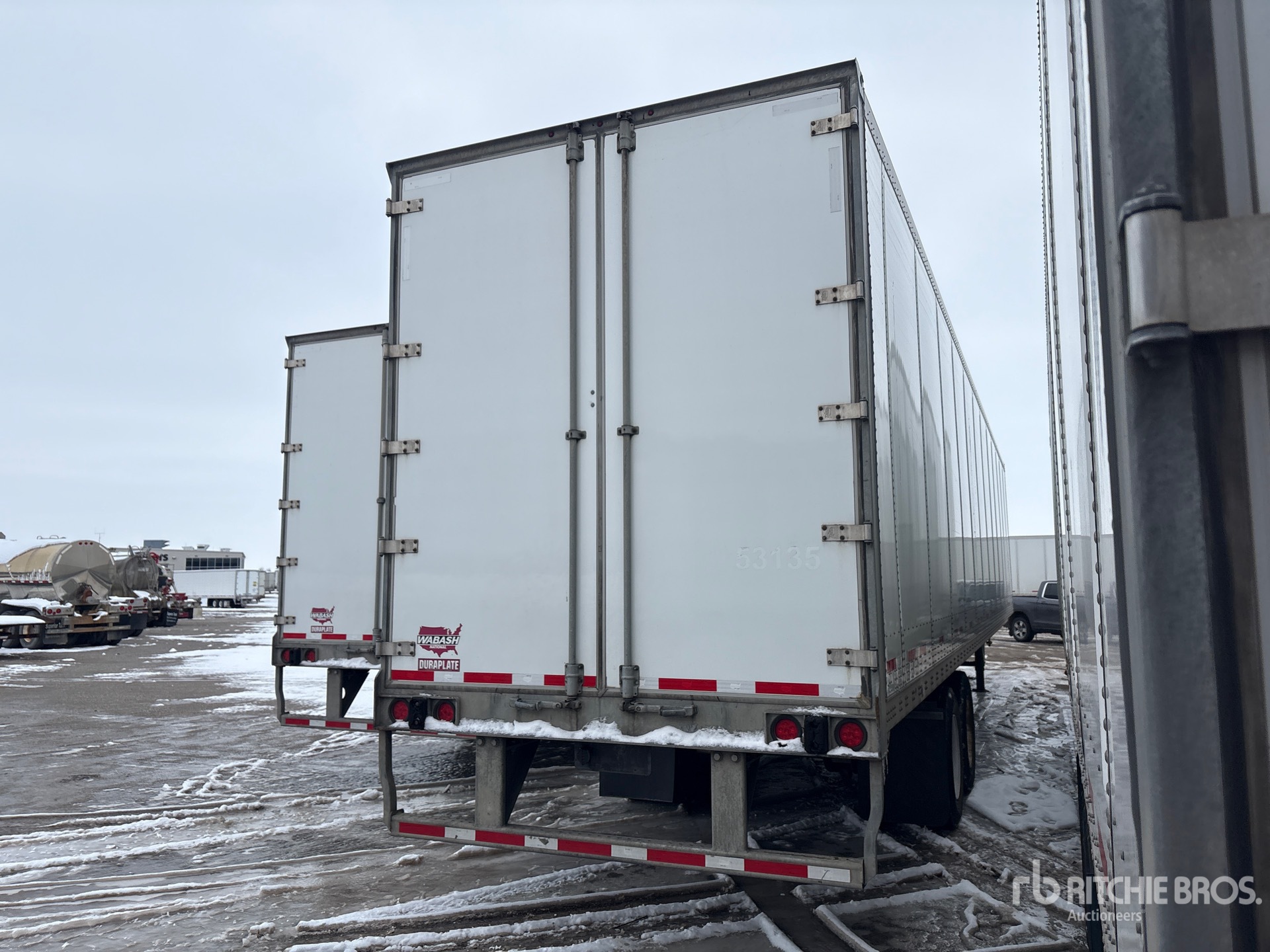 General Appearance with Imagen: esquina trasera derecha