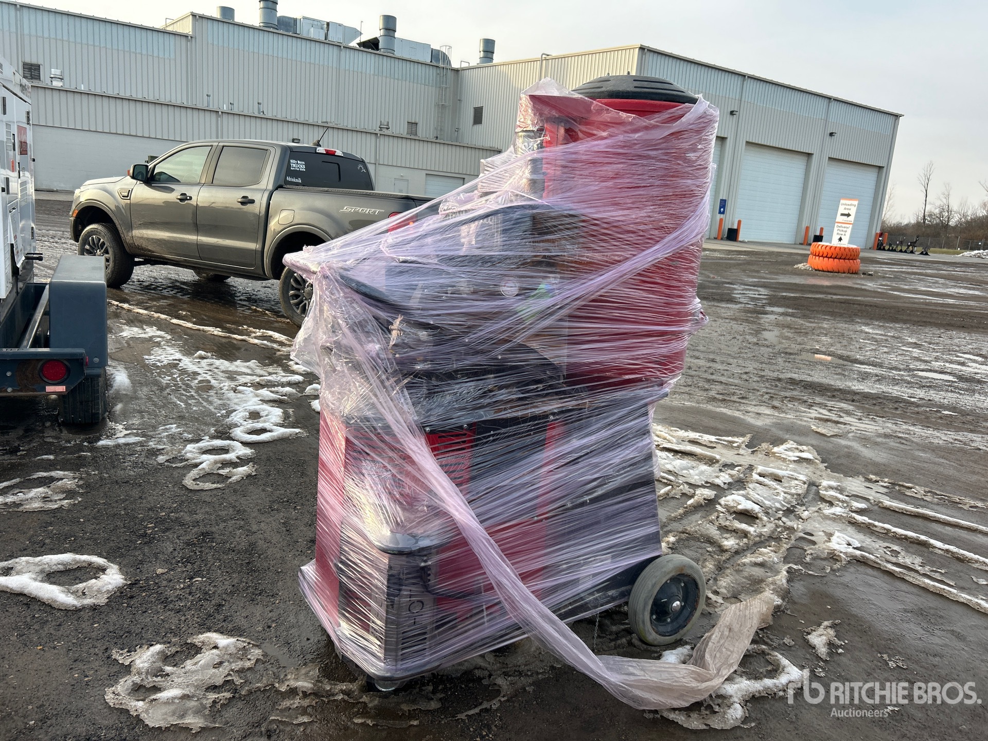 General Appearance with Picture, Left Rear Corner