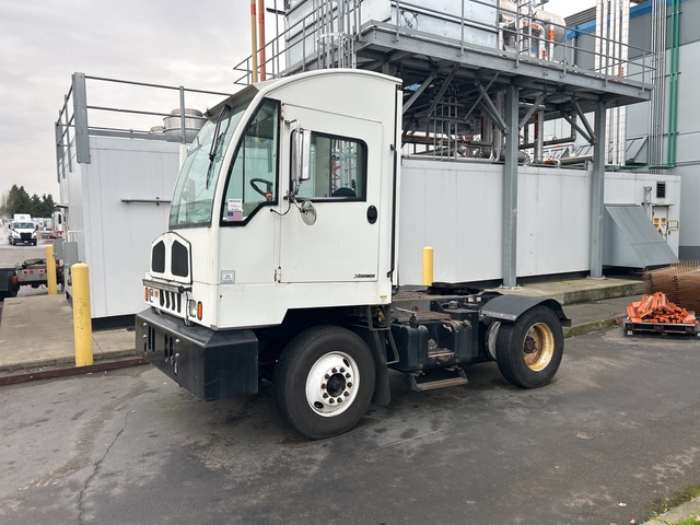 1996 Capacity 4x2 Spotter Truck (Inoperable)