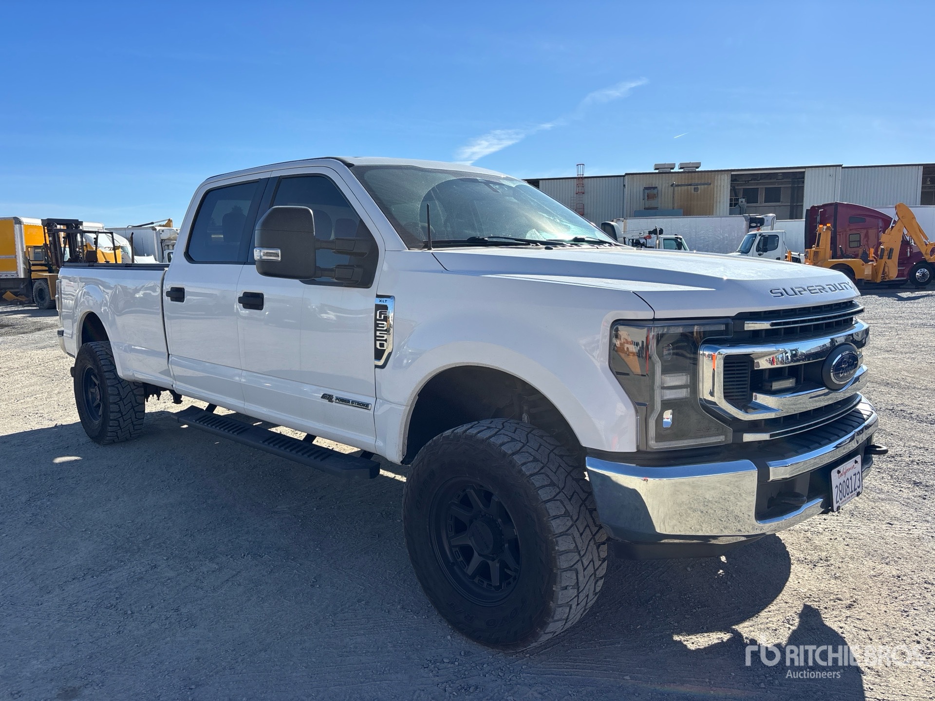 Aspect général with Image, coin avant droit