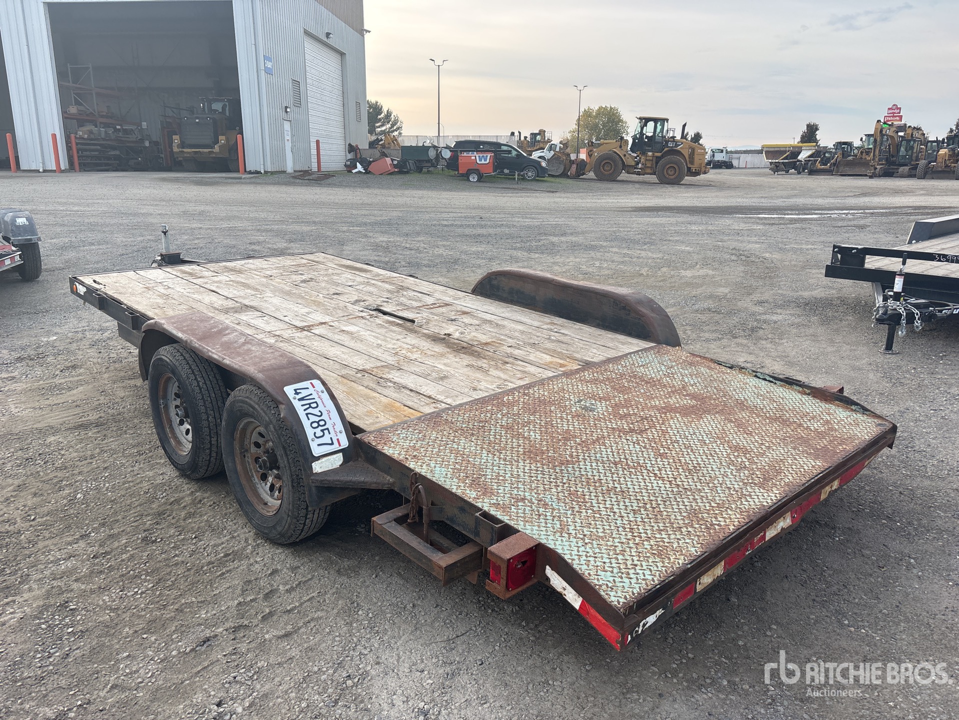 General Appearance with Imagen: esquina trasera izquierda