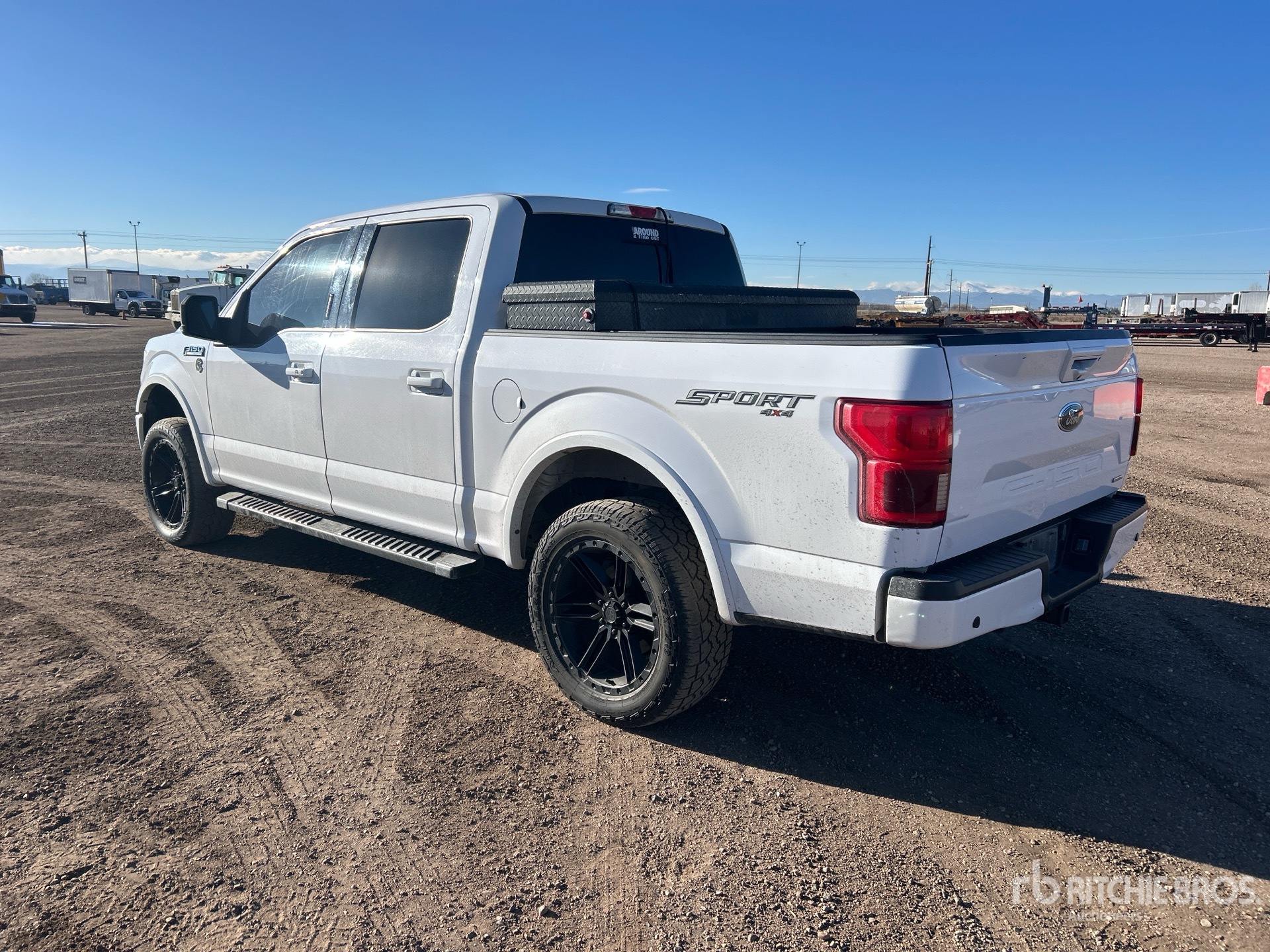 General Appearance with Picture, Left Rear Corner