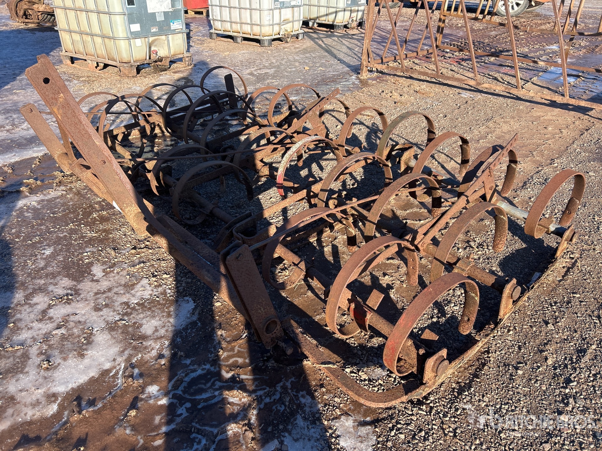 General Appearance with Bild, Ecke vorne links