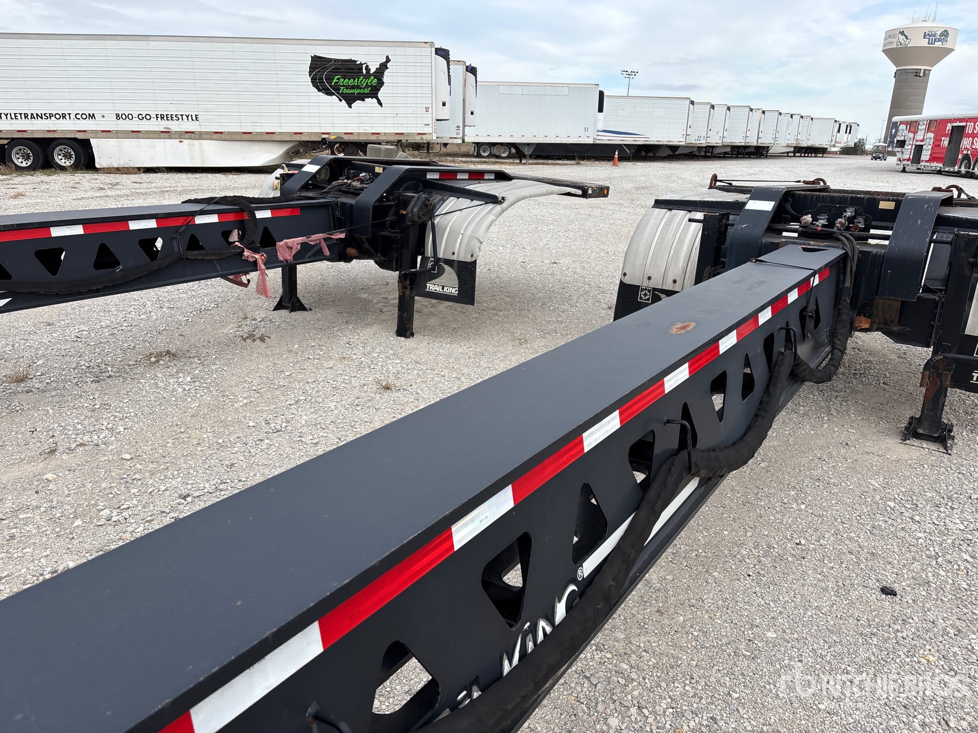 2009 Trail King TK70EFX-532