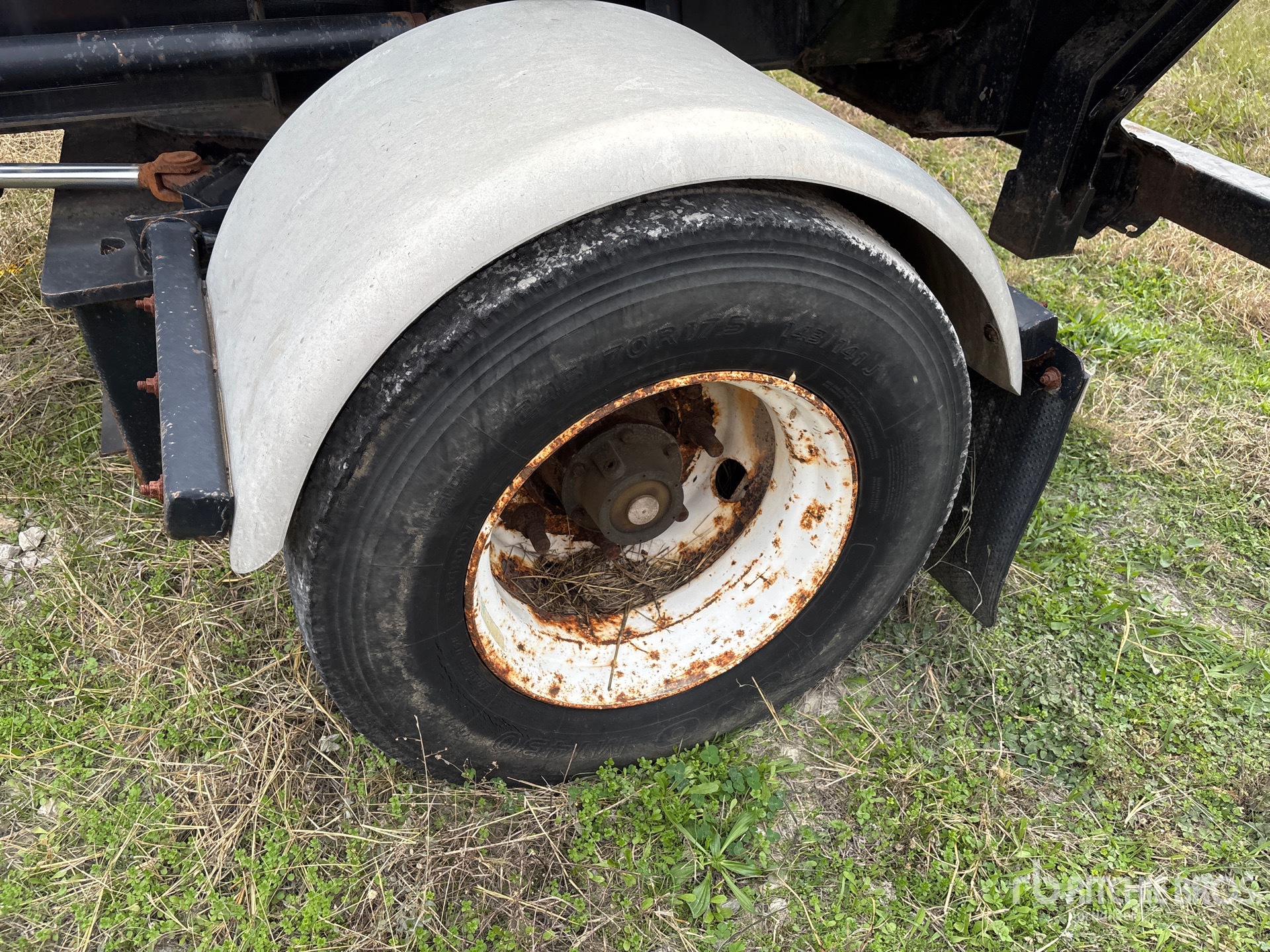 2009 Trail King TK70EFX-532