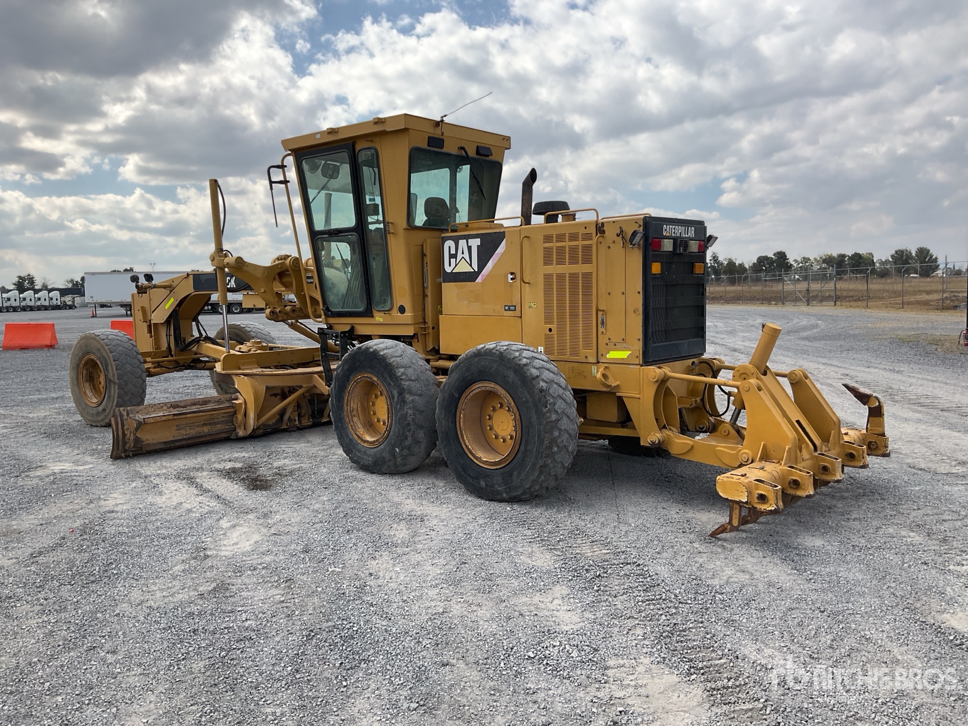 General Appearance with Zdjęcie, lewy dolny róg