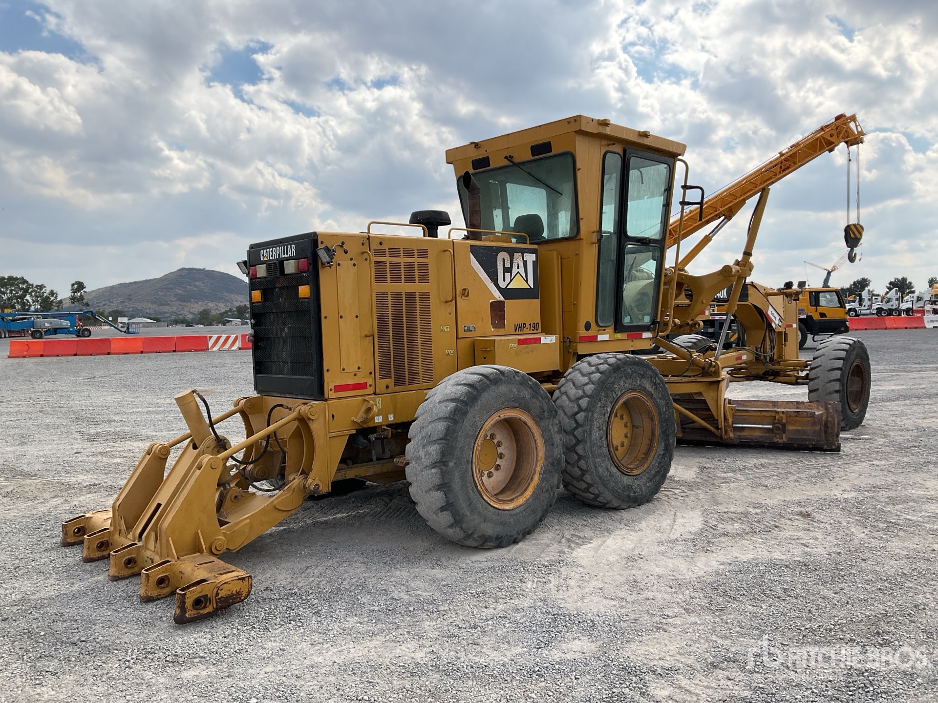 General Appearance with Imagen: esquina trasera derecha